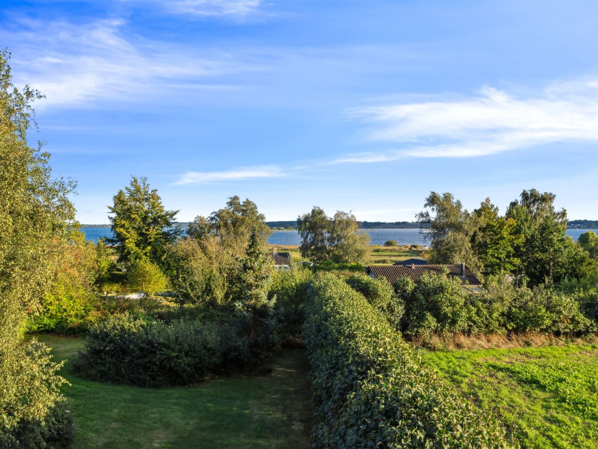 "Erikka" - 300m to the fjord - Buiten