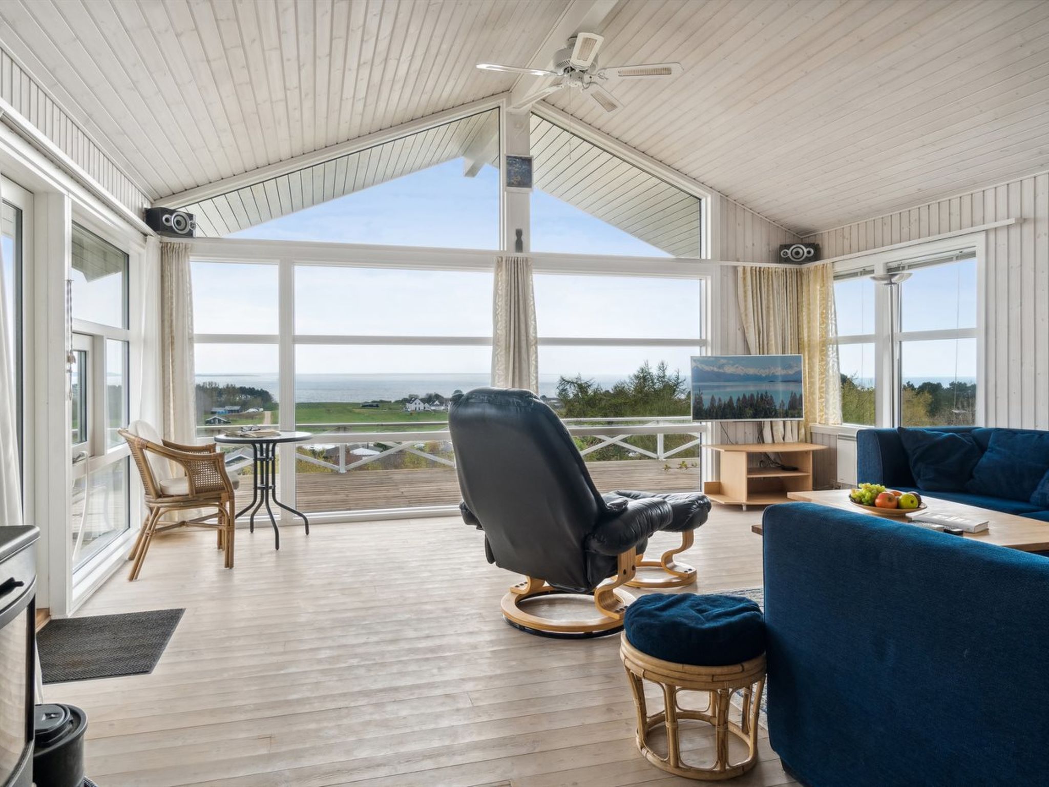 "Gjuro" - 800m from the sea-Binnen