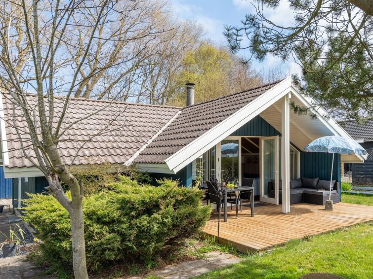 Search and Stay destination Store Fuglede, Denmark from . "Norna" - 300m from the sea in Sealand