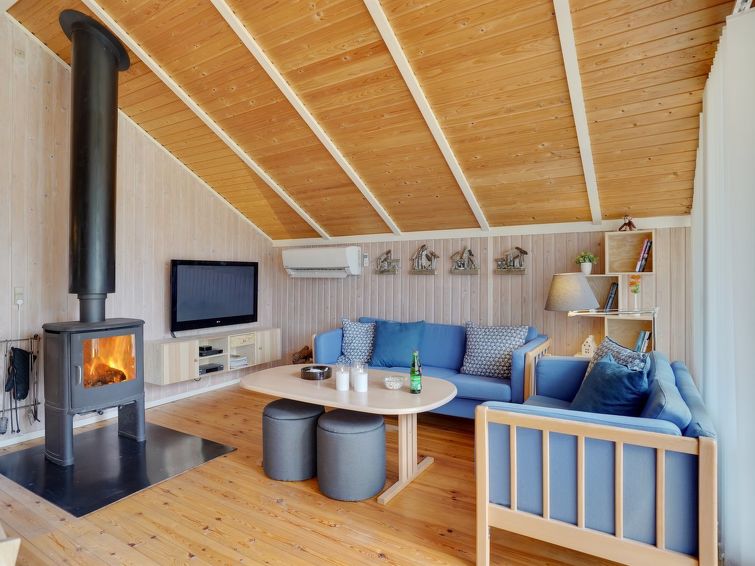 Search and Stay destination Store Fuglede, Denmark from . "Norna" - 300m from the sea in Sealand