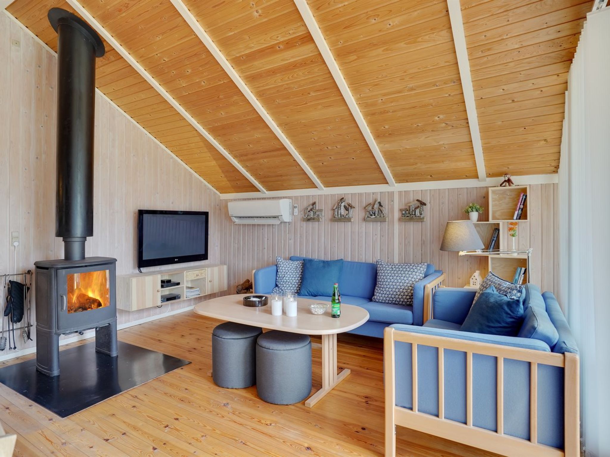 "Norna" - 300m from the sea-Binnen