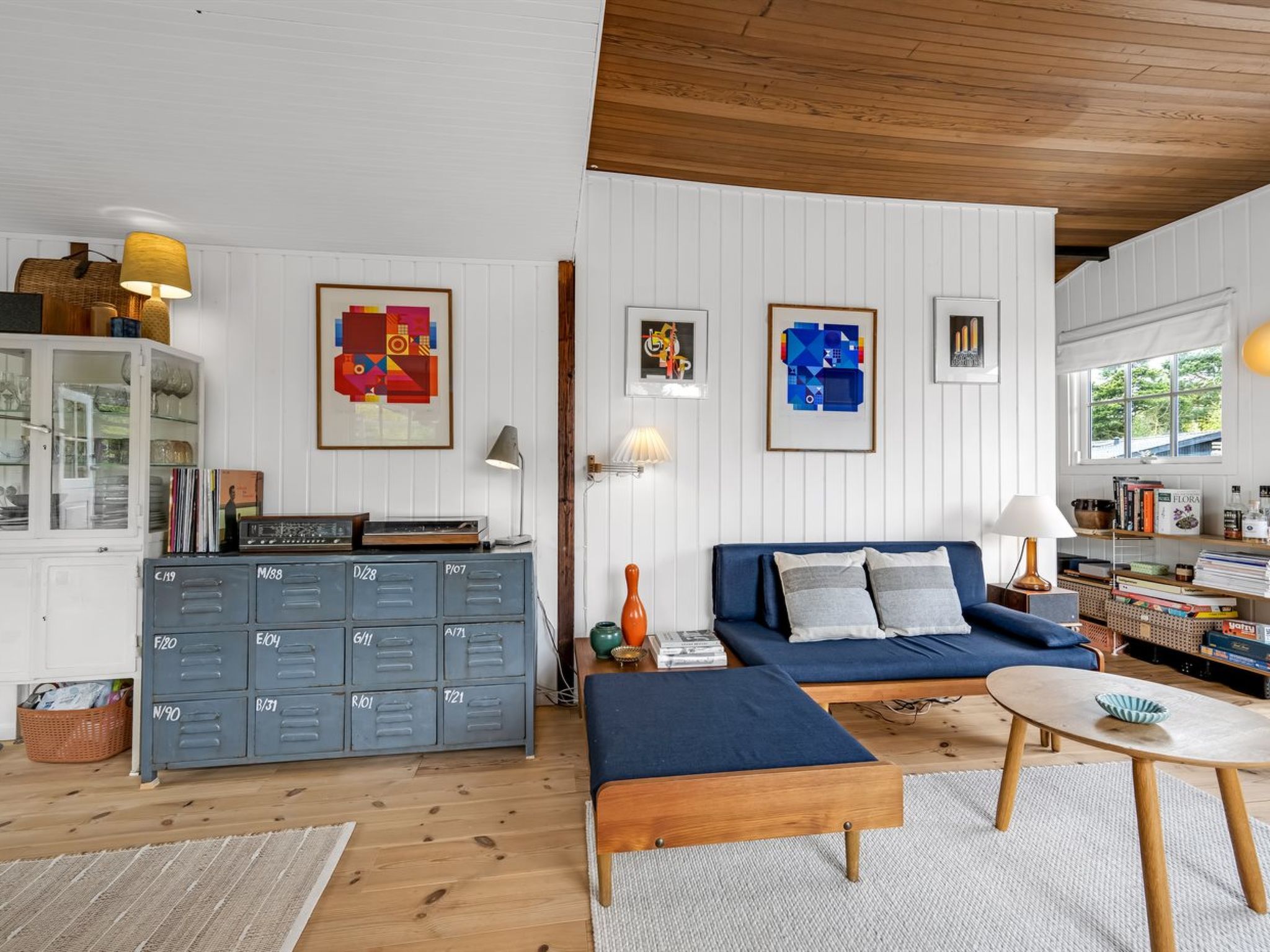 "Swea" - 275m from the sea-Inside
