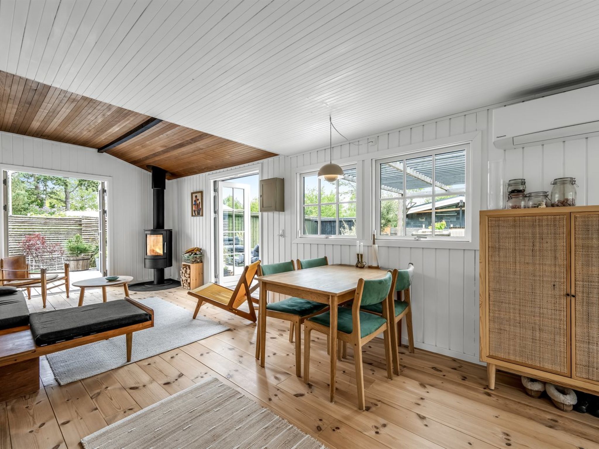 "Swea" - 275m from the sea-Inside