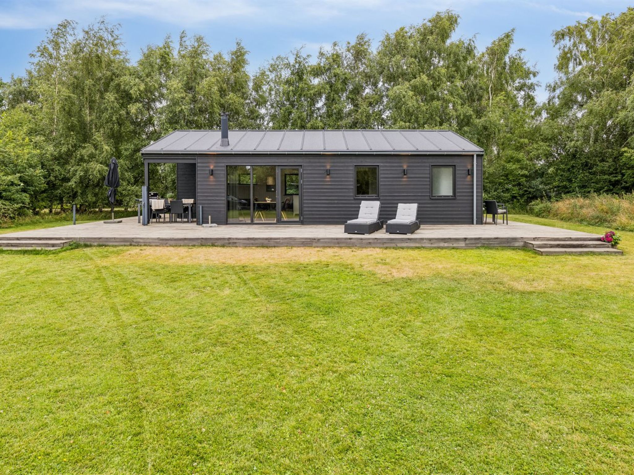 "Pertti" - 750m from the sea