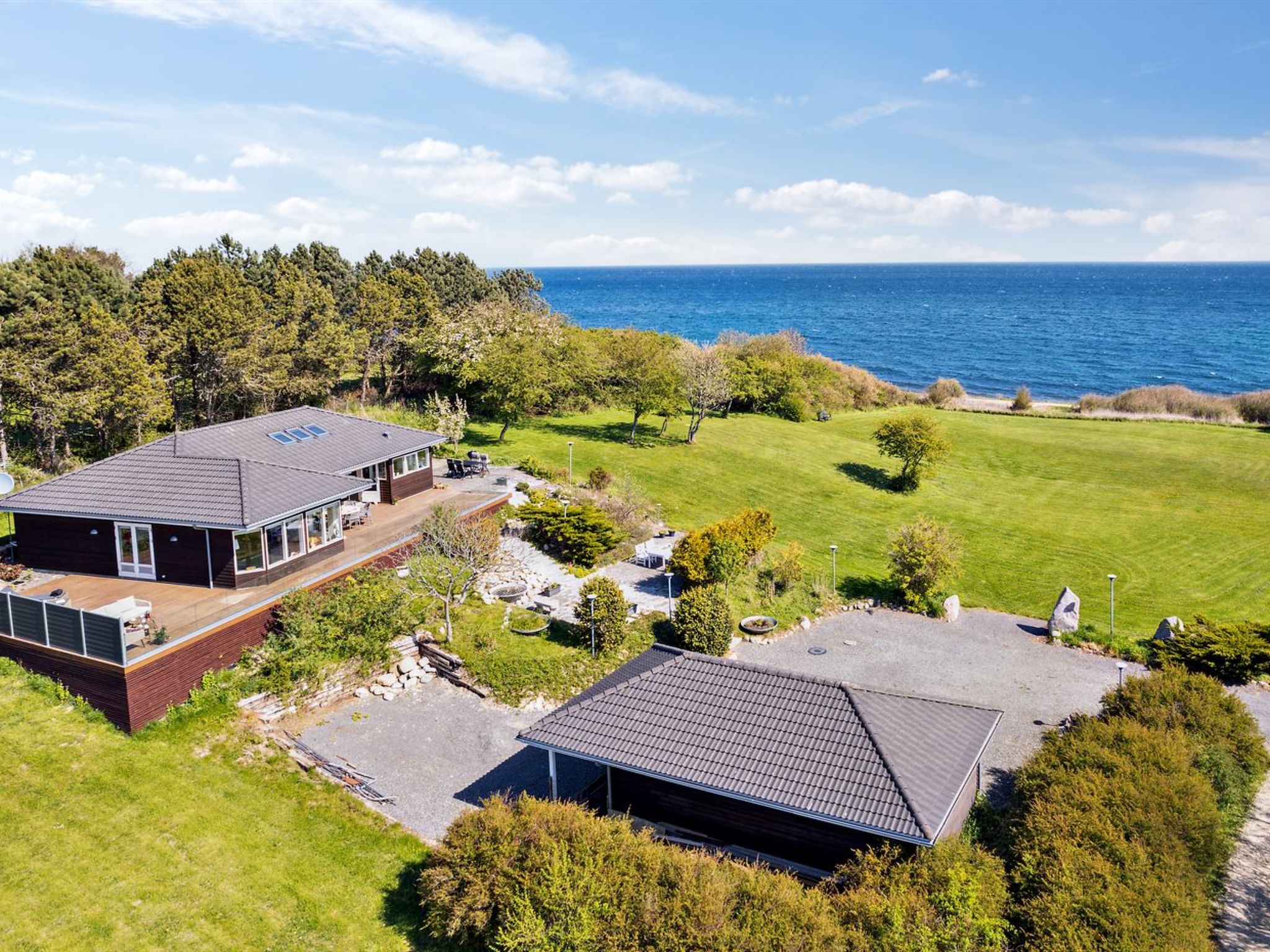 "Sahid" - 20m from the sea-Outside