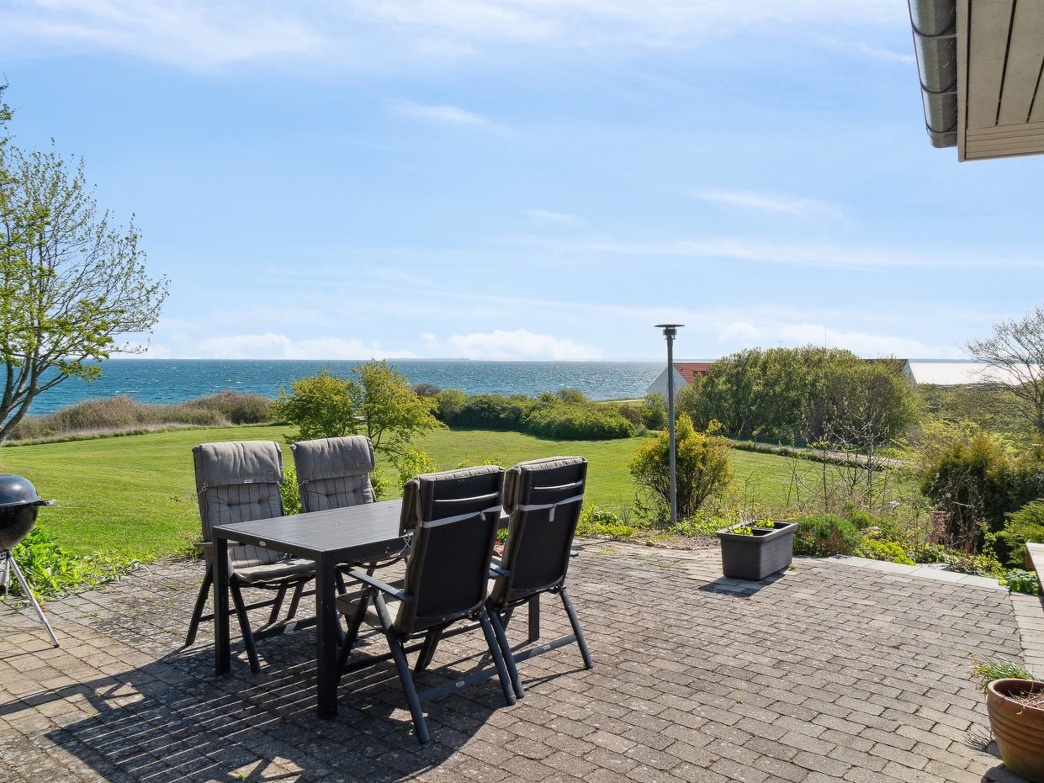 "Sahid" - 20m from the sea-Outside