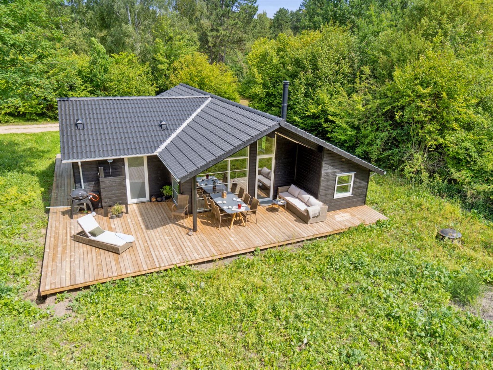 "Jonnhild" - 450m from the sea - Buiten