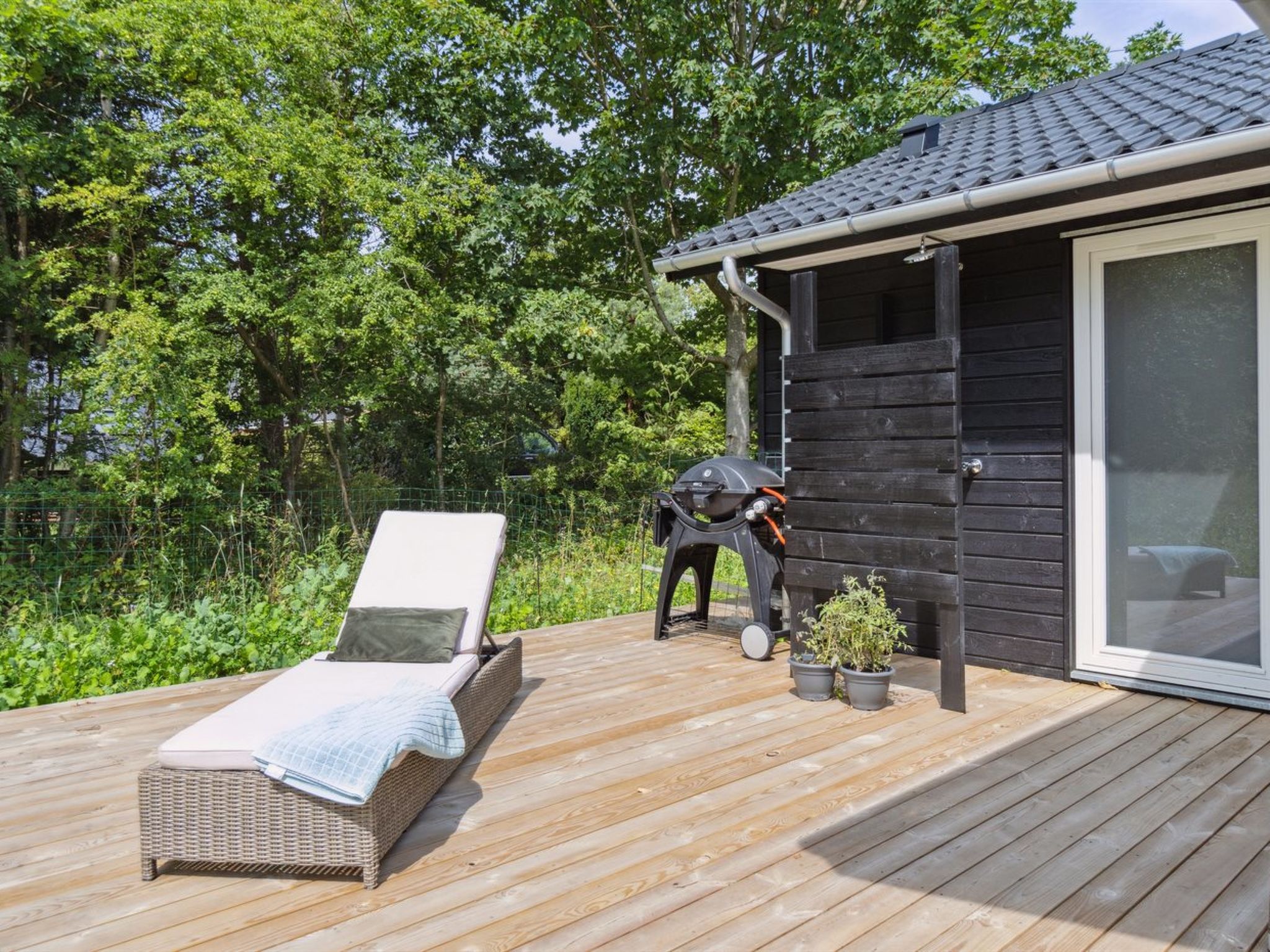 "Jonnhild" - 450m from the sea - Buiten
