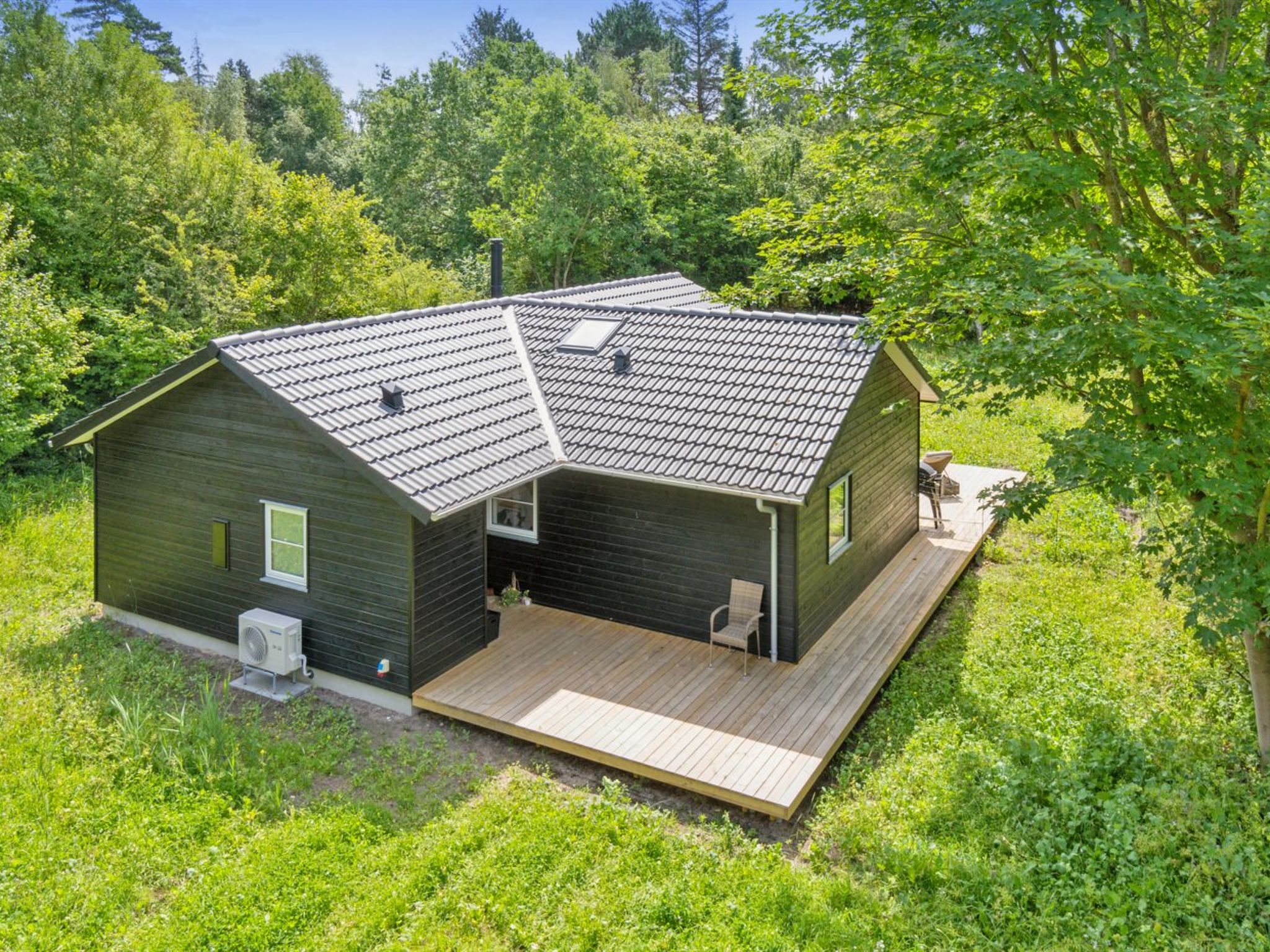 "Jonnhild" - 450m from the sea - Buiten