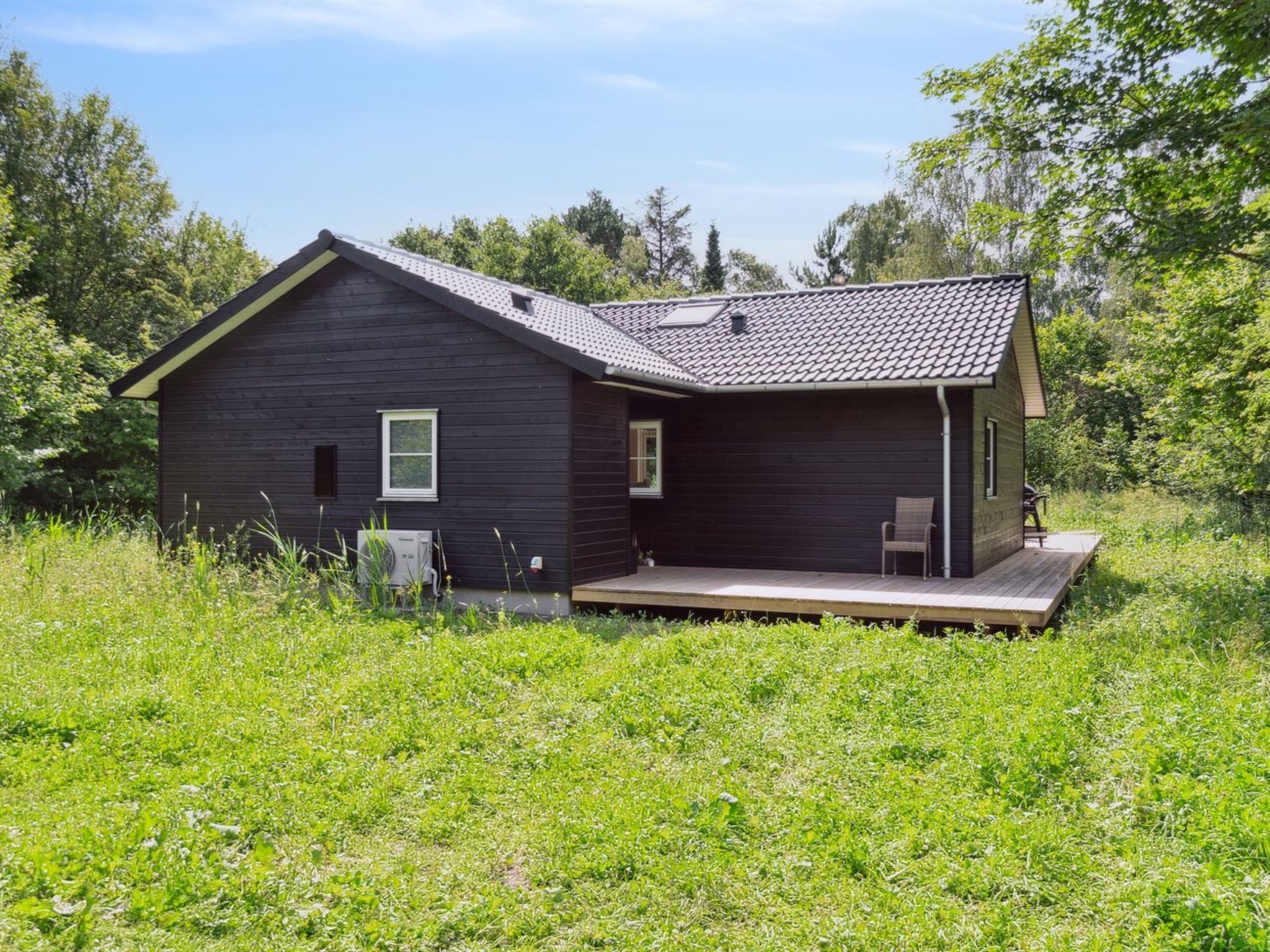 "Jonnhild" - 450m from the sea - Buiten