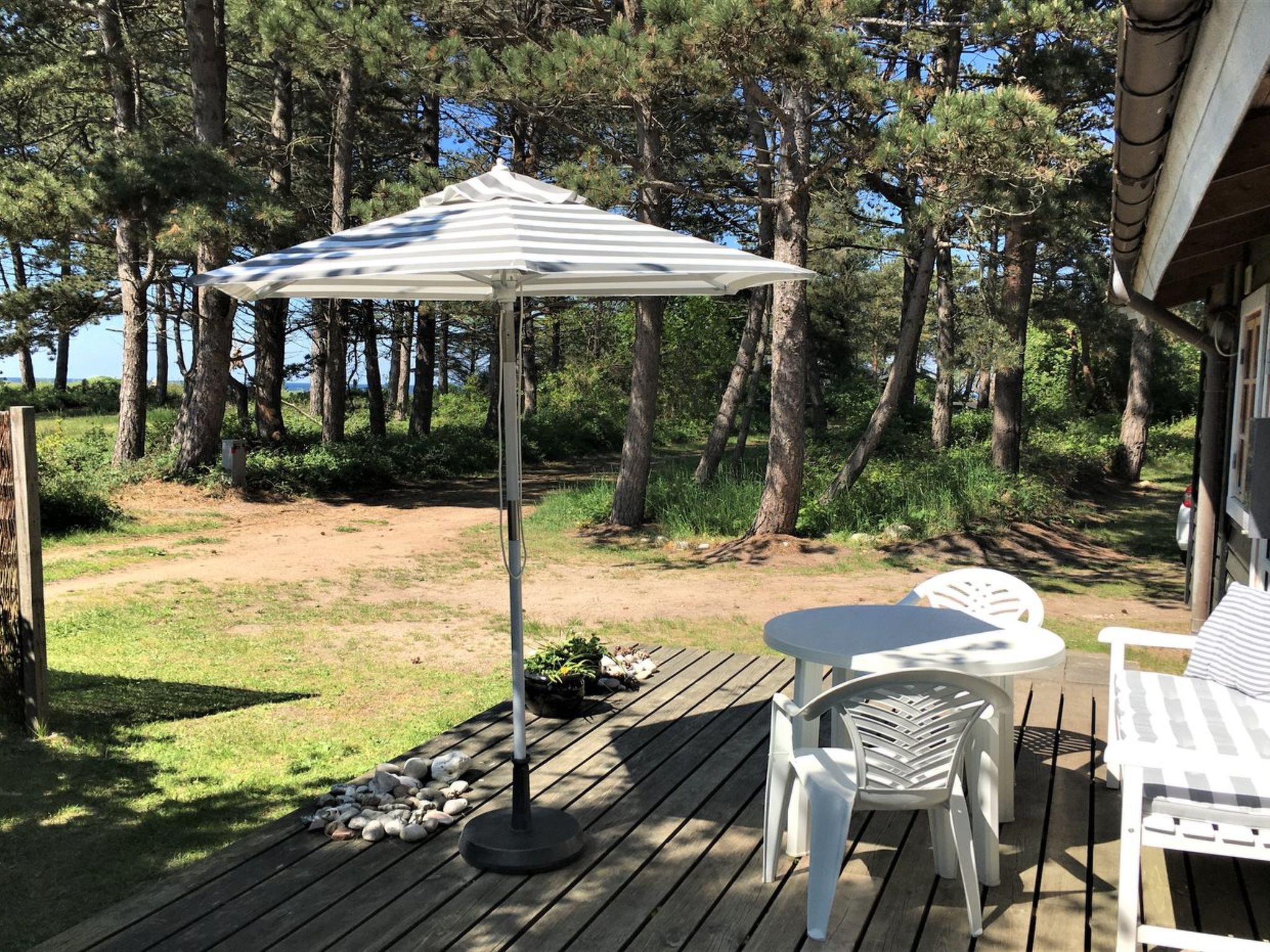"Jute" - 100m from the sea-Draußen