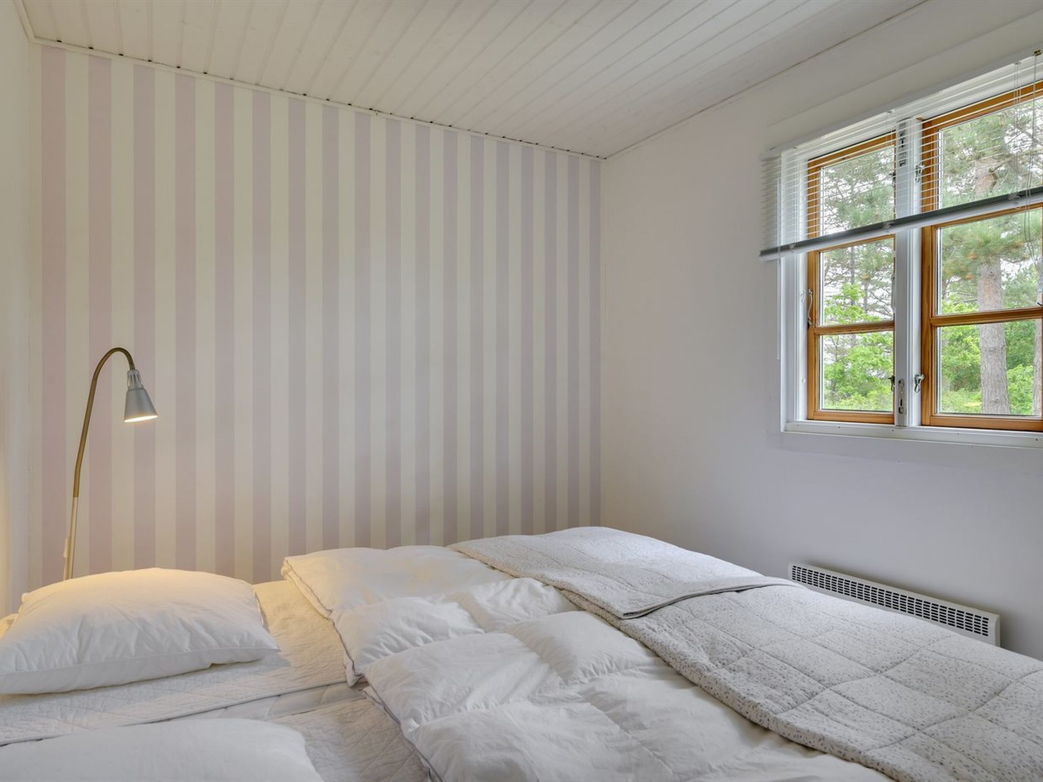 "Jute" - 100m from the sea-Drinnen