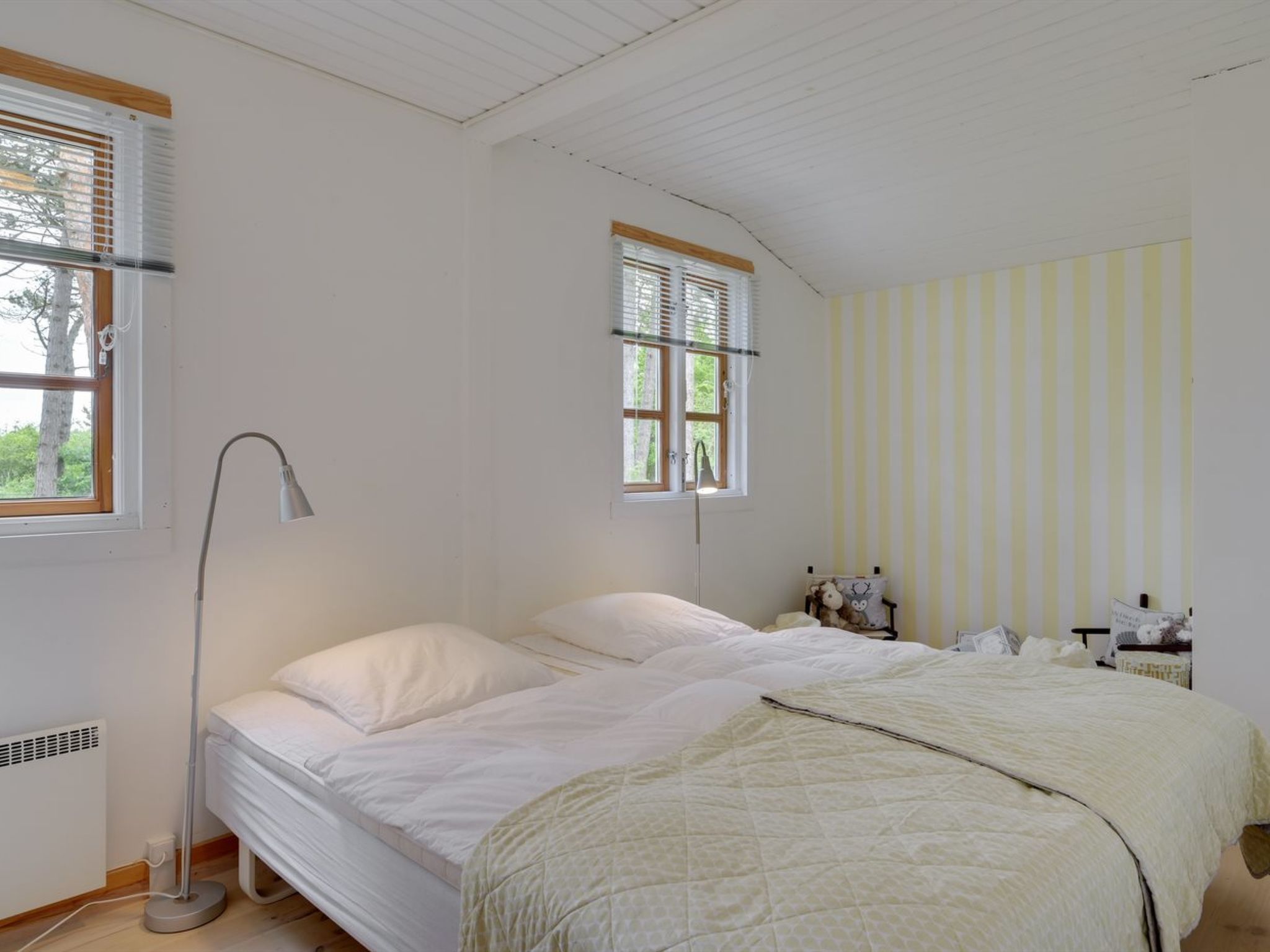 "Jute" - 100m from the sea-Drinnen