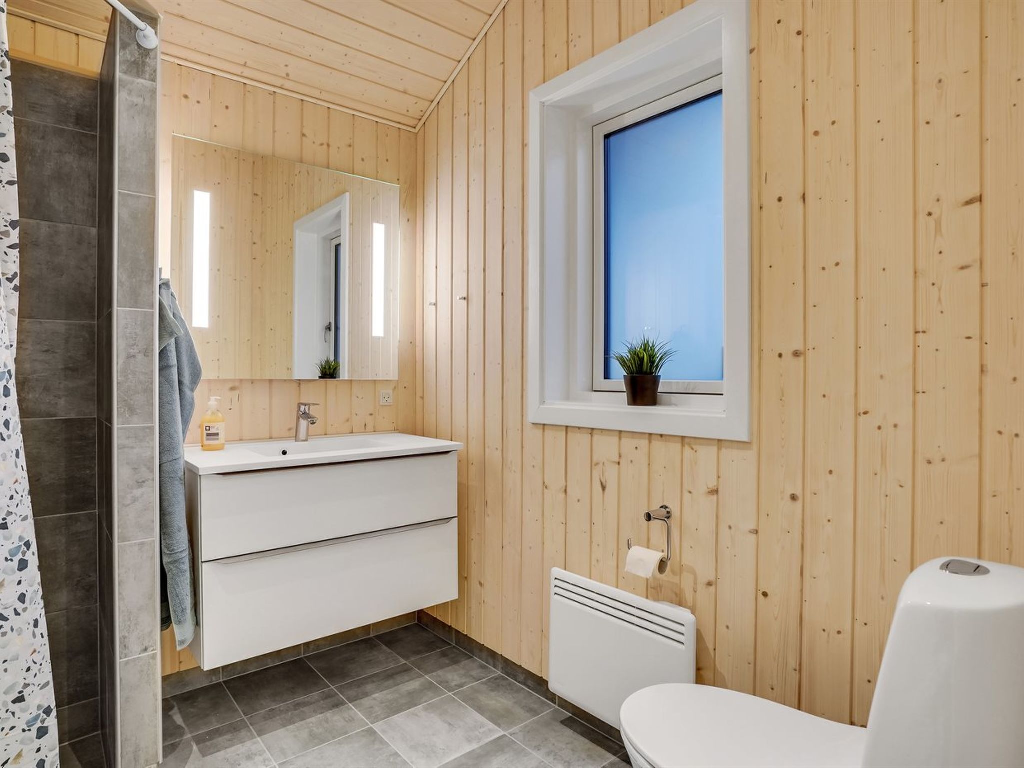 "Thora" - 800m from the sea - Drinnen