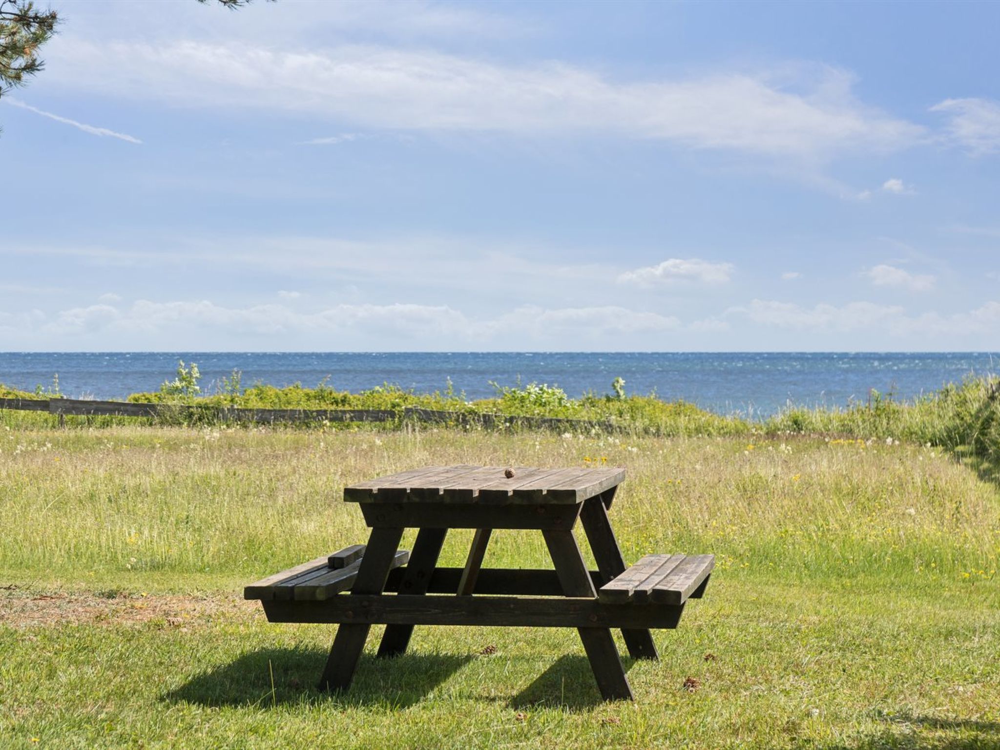 "Herlugh" - 10m from the sea