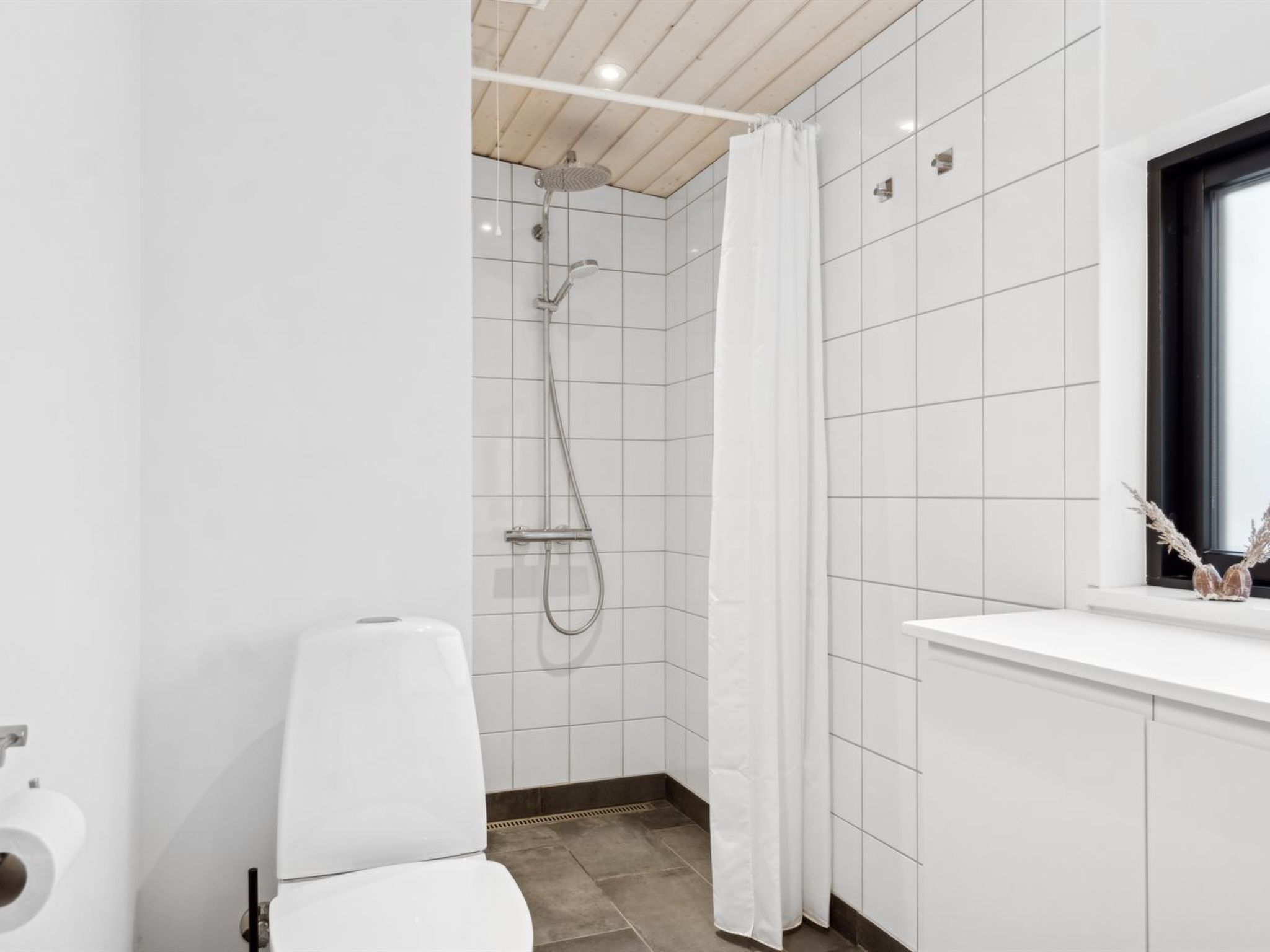 "Herlugh" - 10m from the sea-Binnen