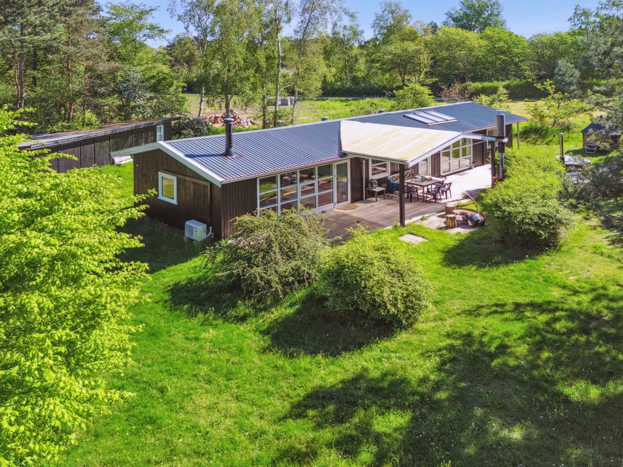 "Iliane" - 450m from the sea - Draußen