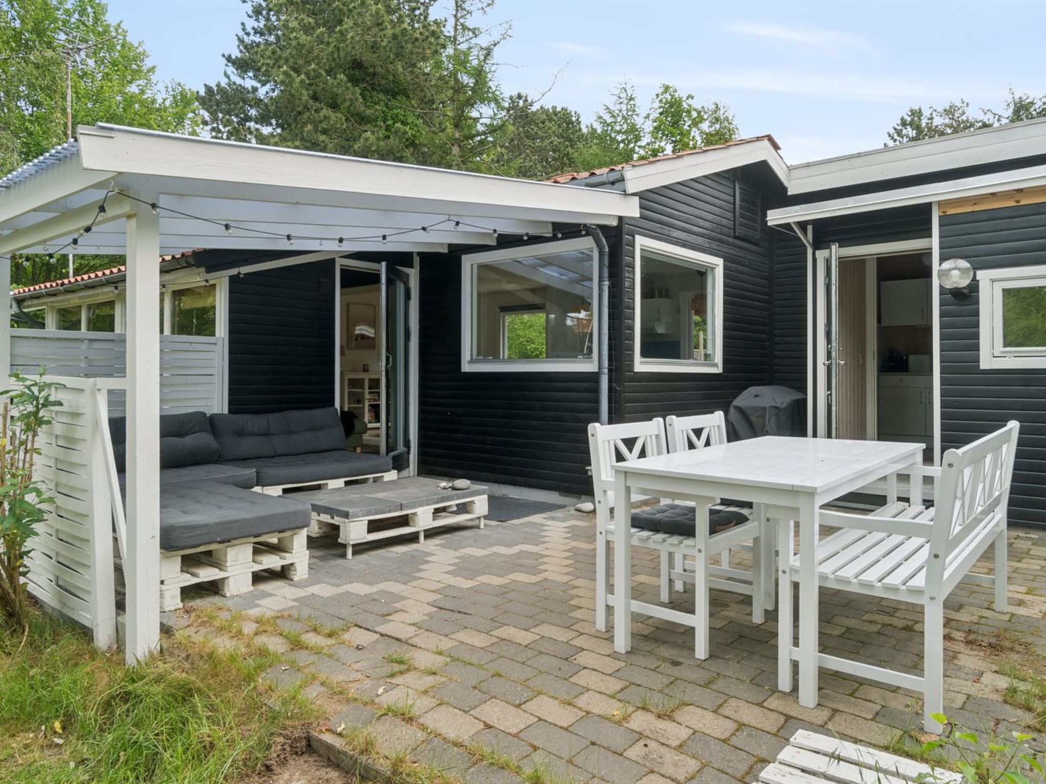 "Raika" - 1.5km from the sea