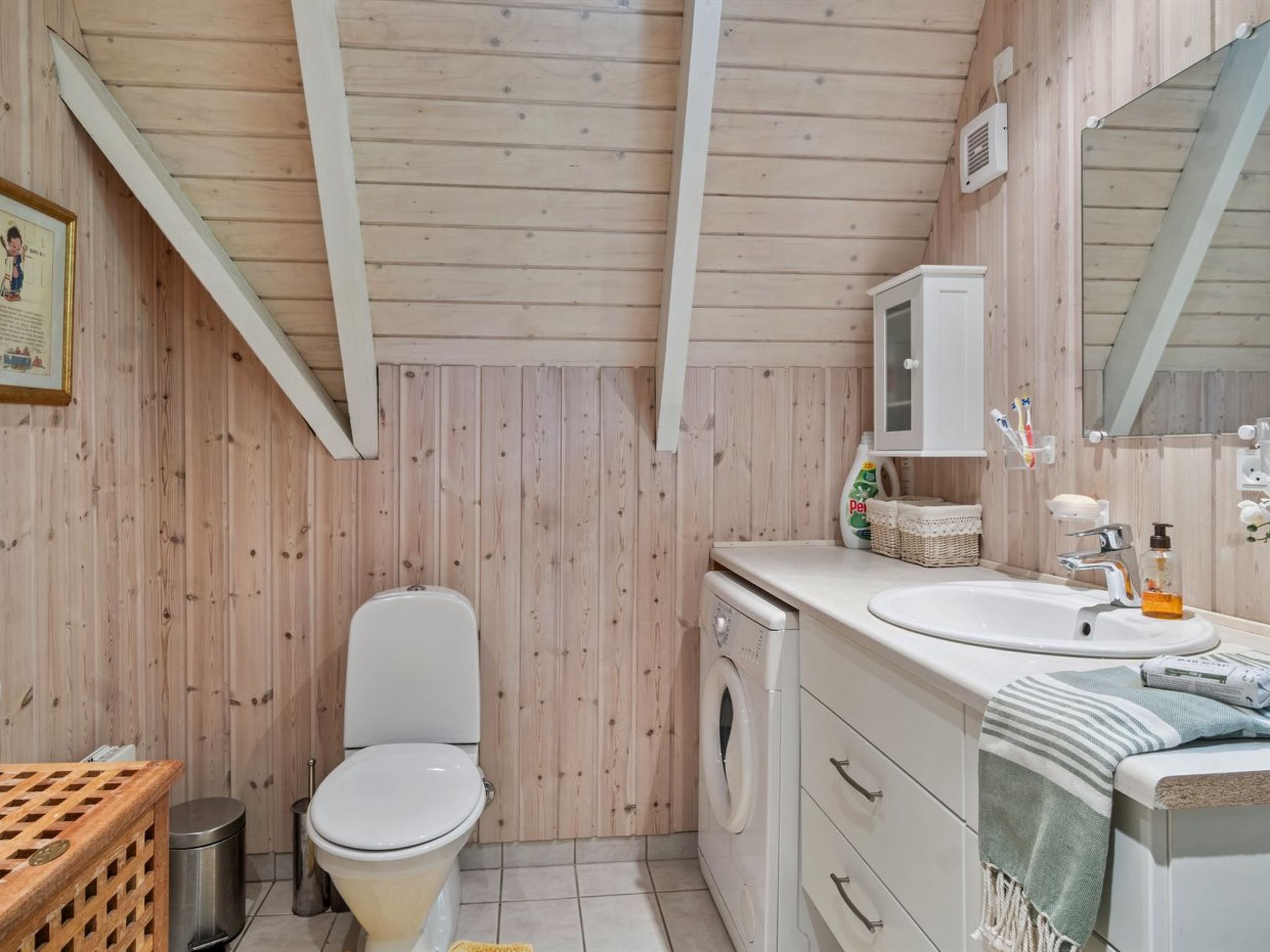 "Thrond" - 500m from the sea - Binnen