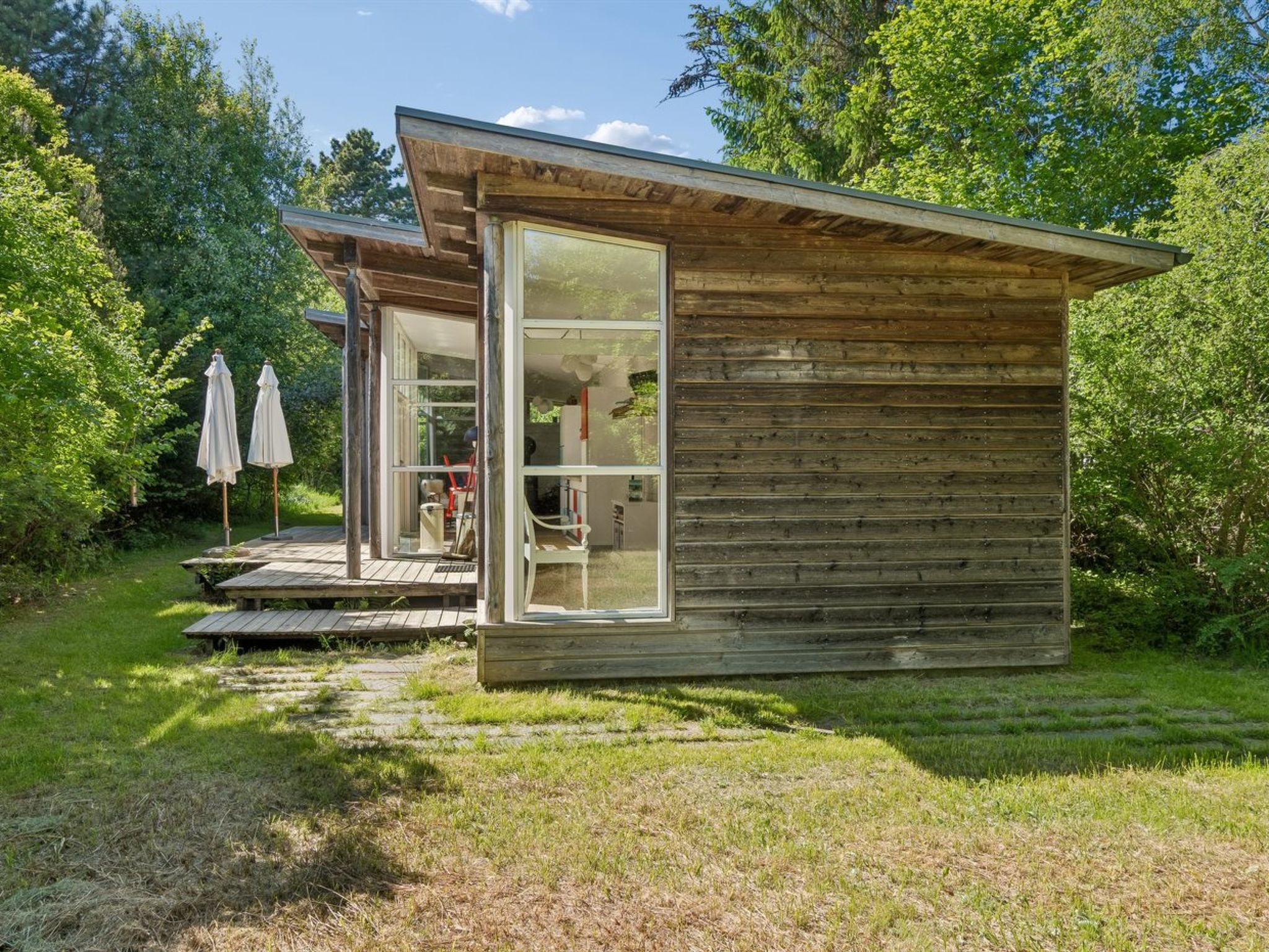 "Ellenora" - 1.7km from the sea