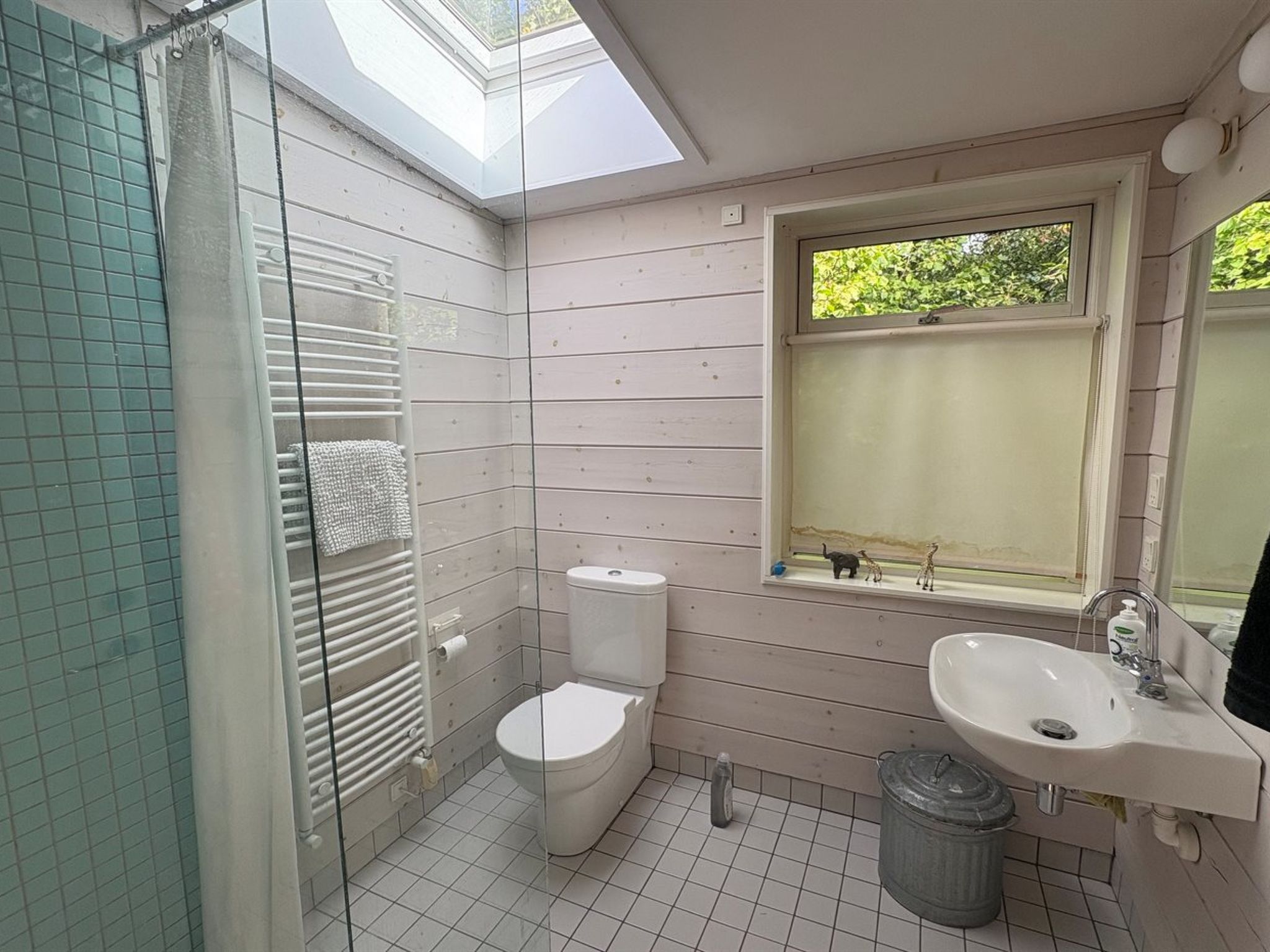 "Ellenora" - 1.7km from the sea-Drinnen