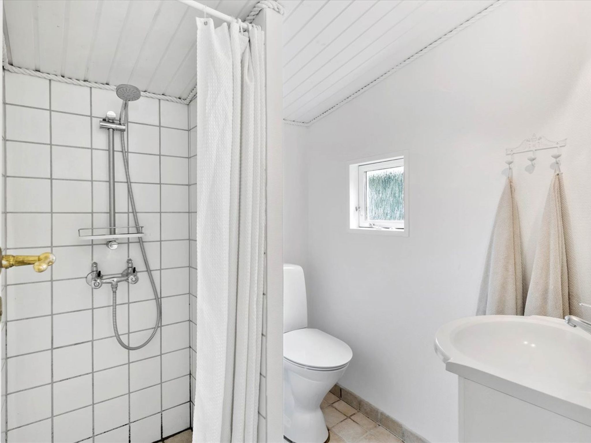 "Ami" - 850m from the sea - Inside
