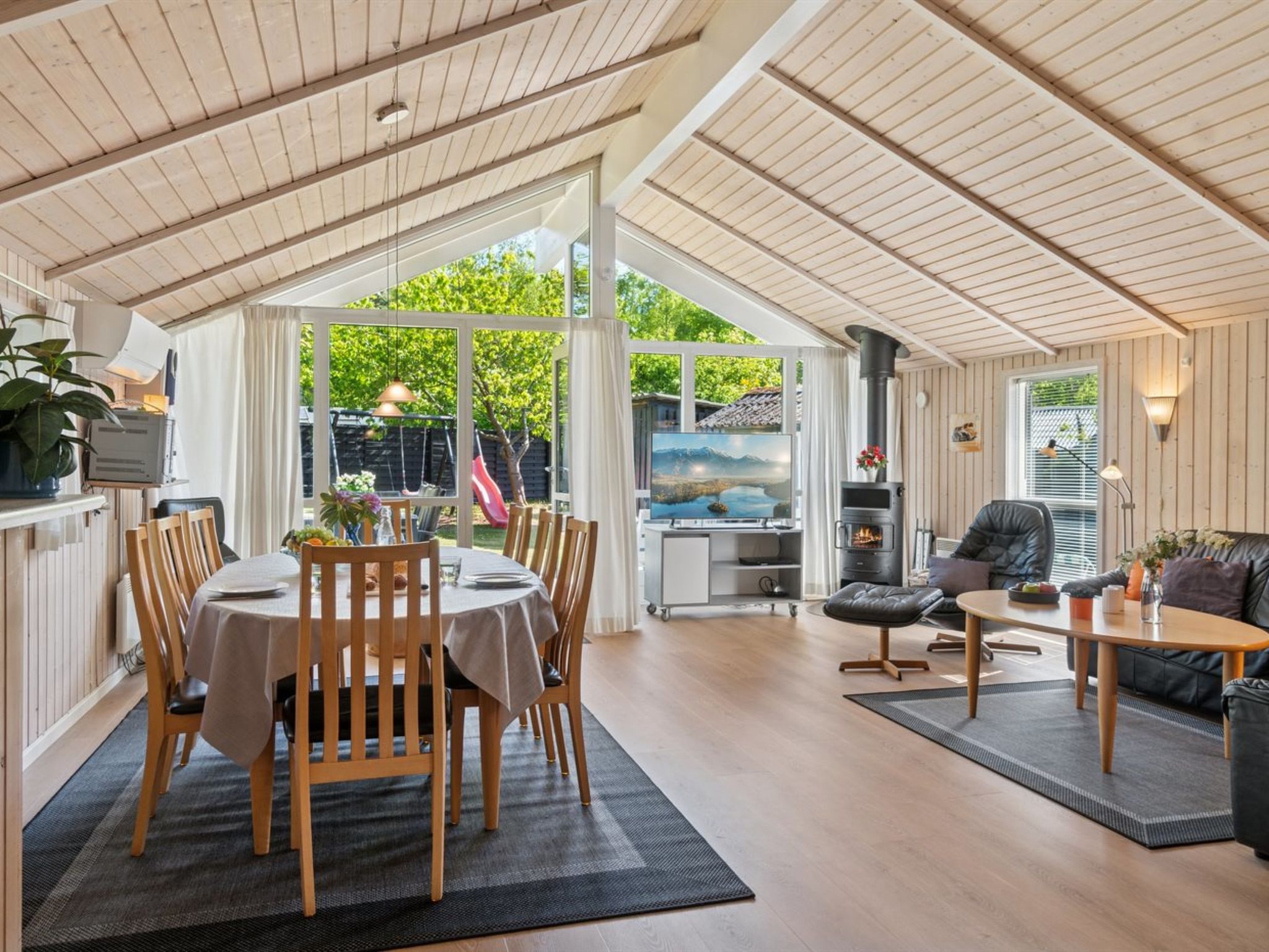 "Sophi" - 425m from the sea-Inside