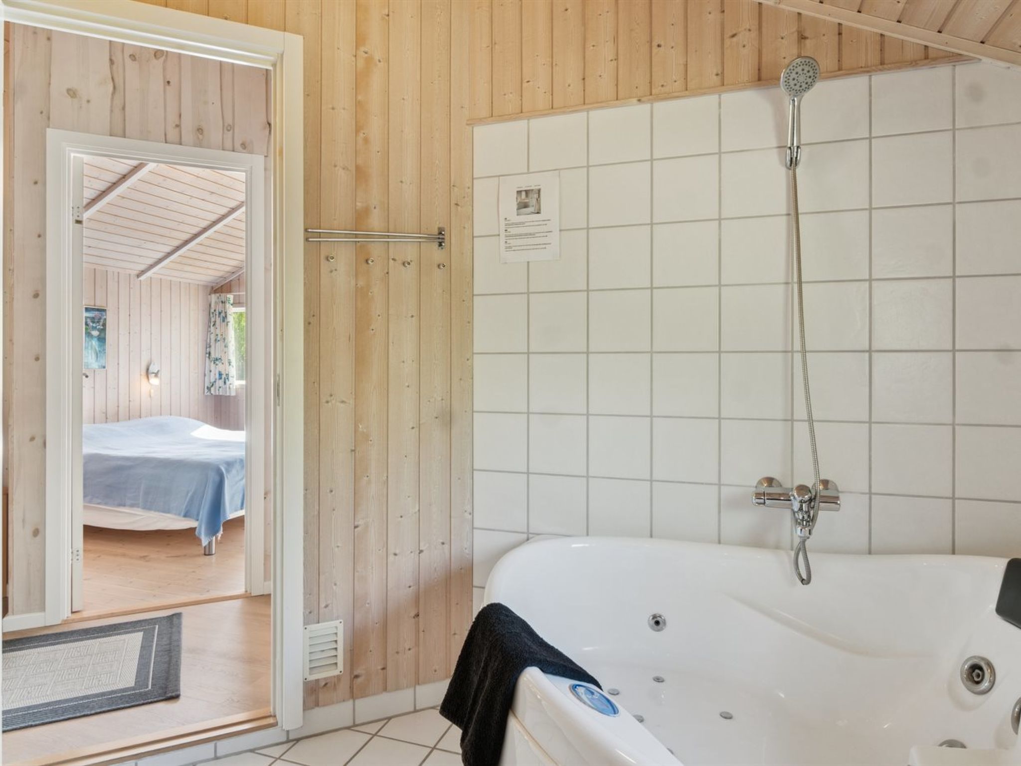 "Sophi" - 425m from the sea-Inside