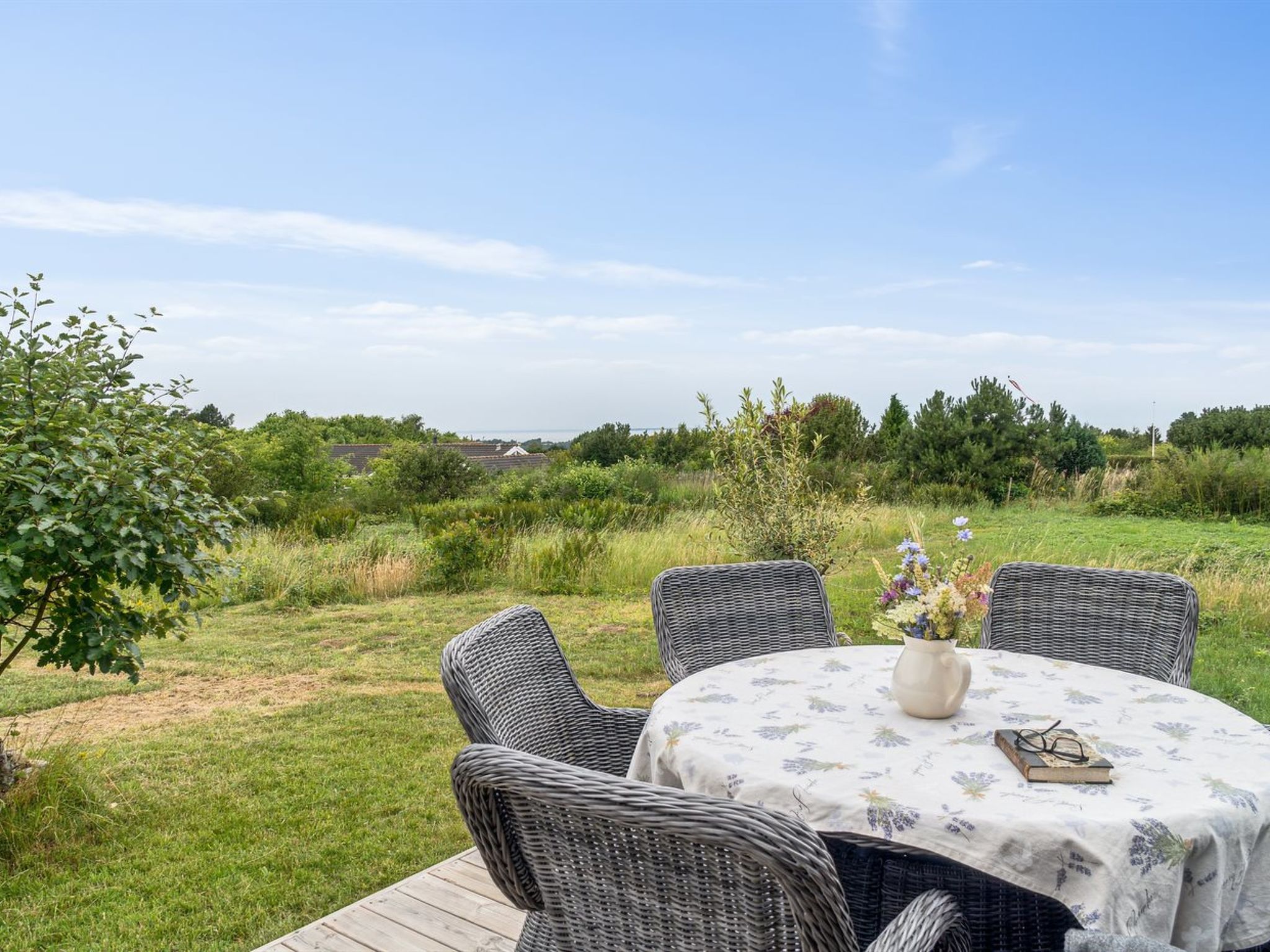 "Aurore" - 1.3km from the sea-Draußen