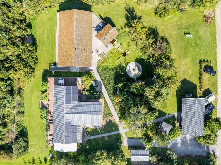 Search and Stay destination Fårevejle, Denmark from . "Bernadetta" - 1.2km from the sea in Sealand