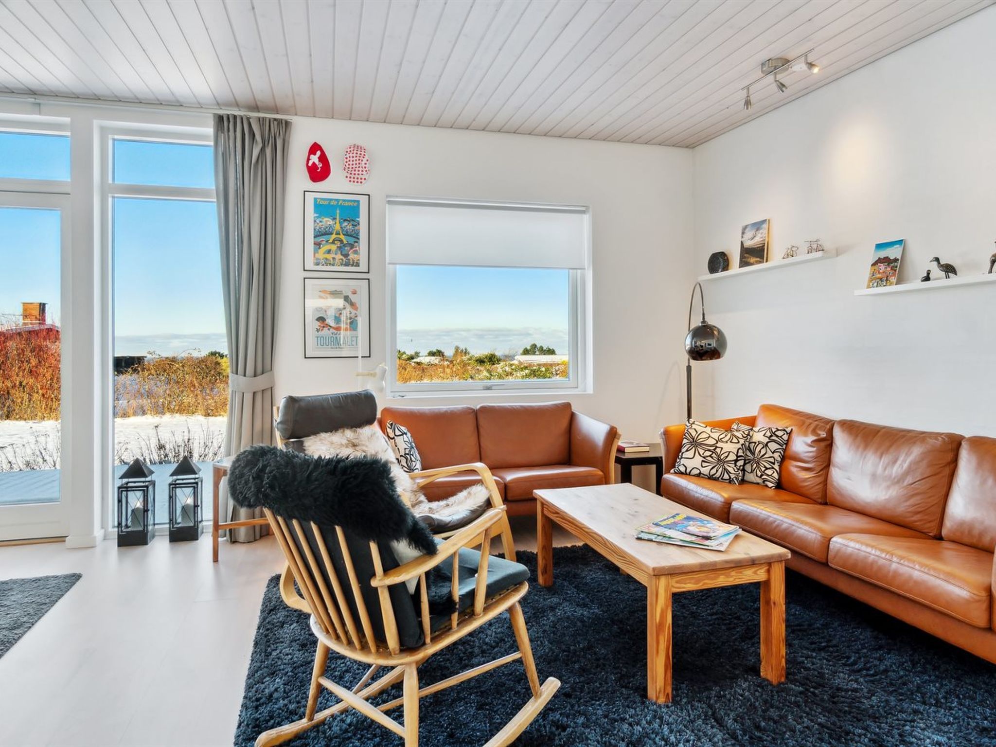 "Els" - 1.8km from the sea-Inside