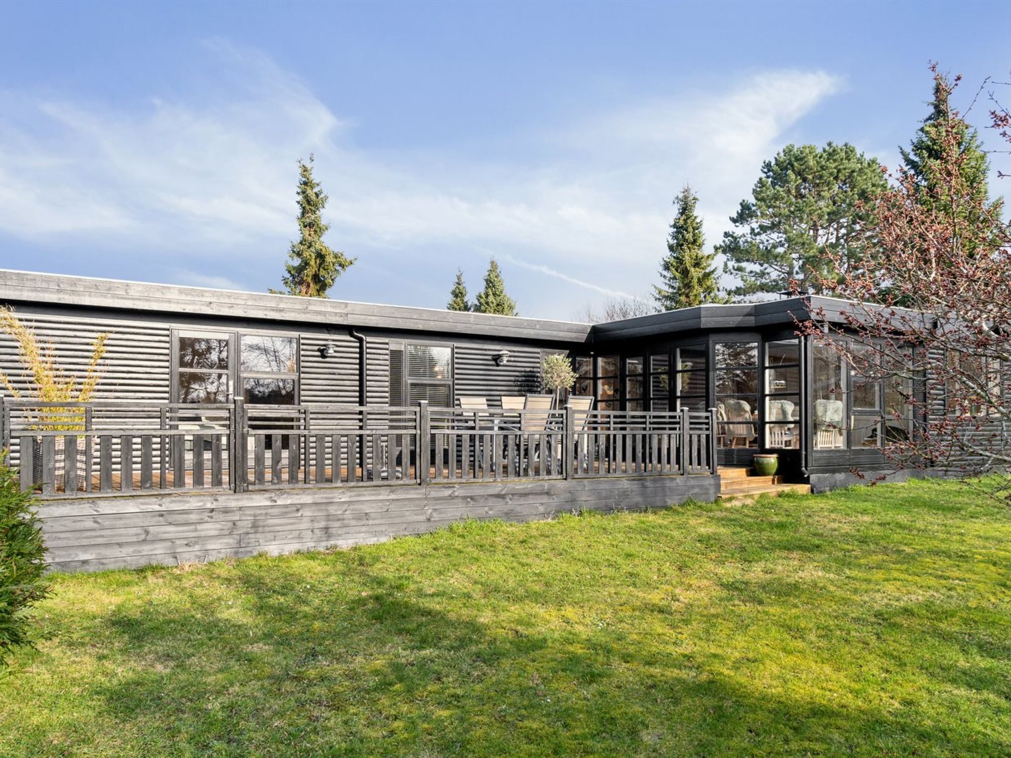 "Arlina" - 750m from the sea