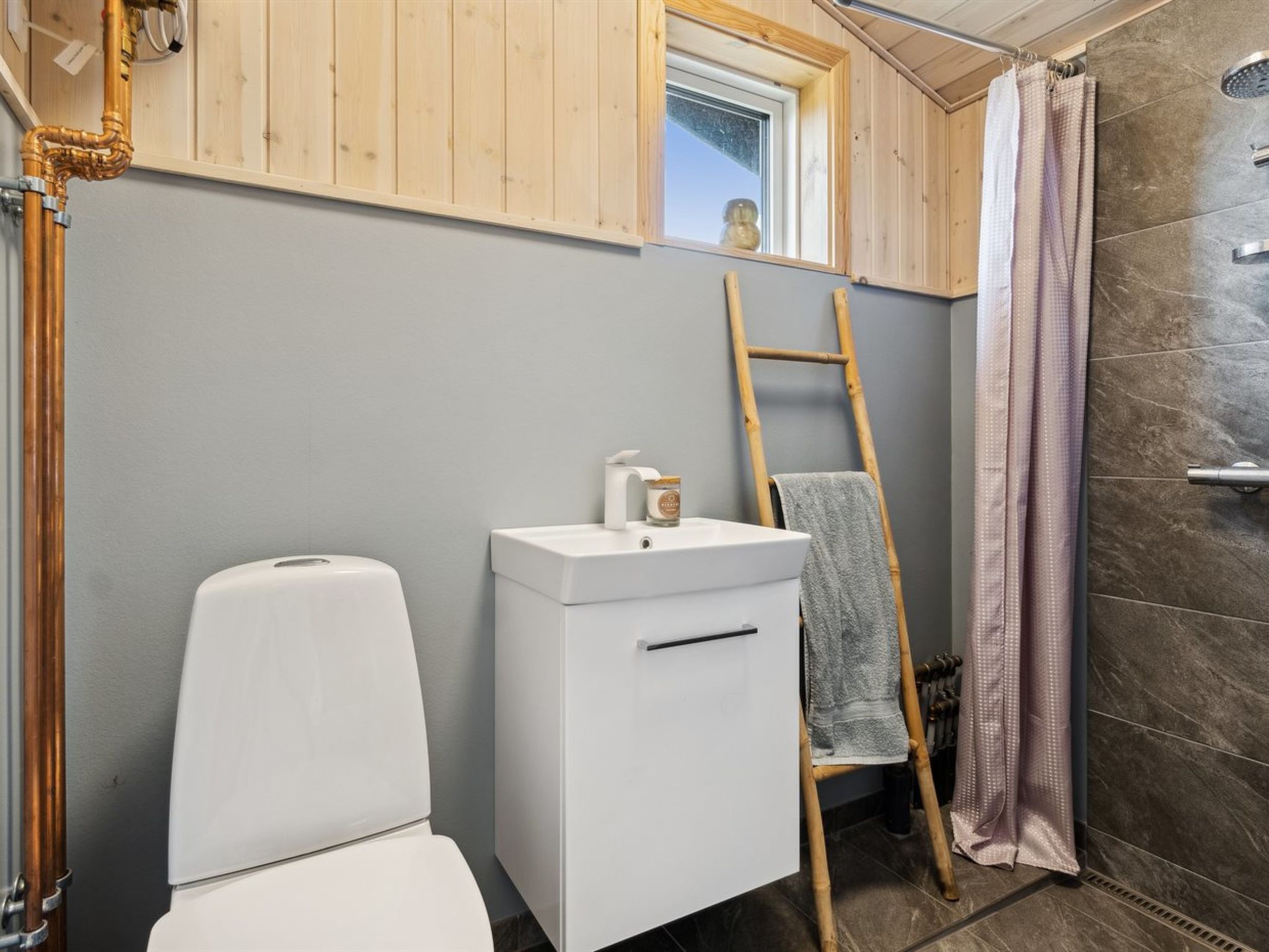 "Arlina" - 750m from the sea - Binnen