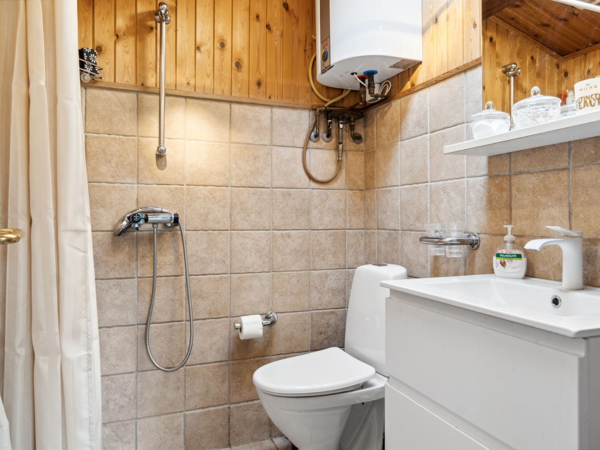 "Arlina" - 750m from the sea - Binnen