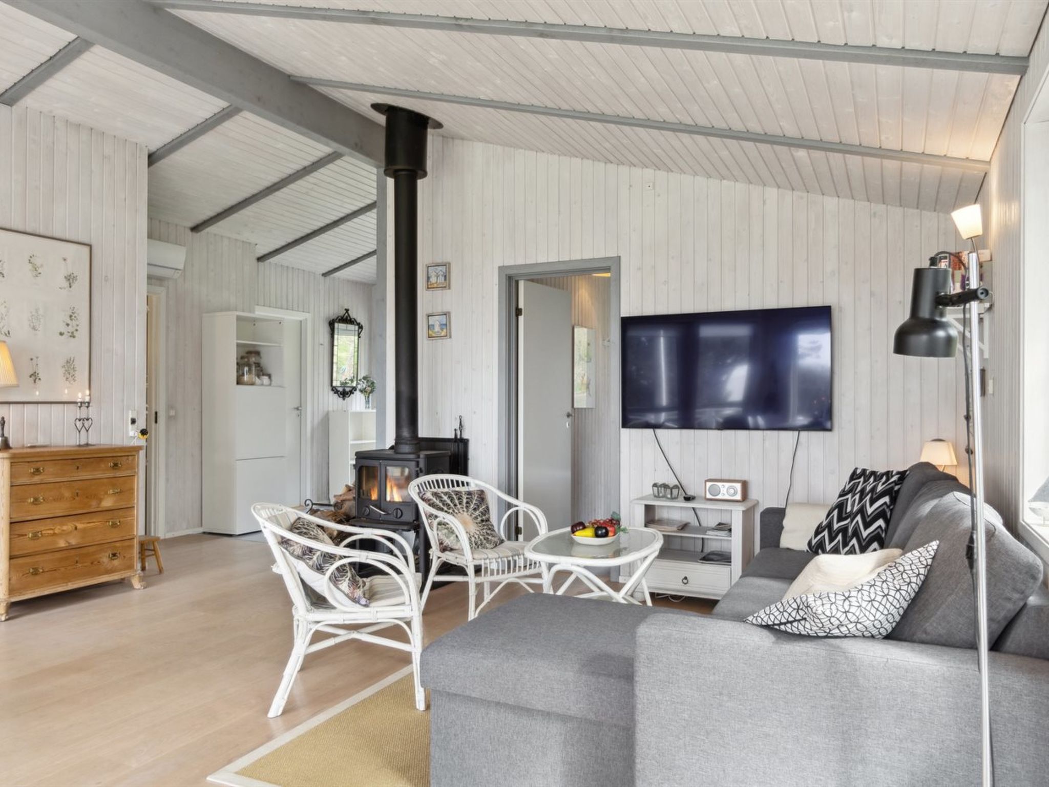"Marius" - 30m from the sea - Inside