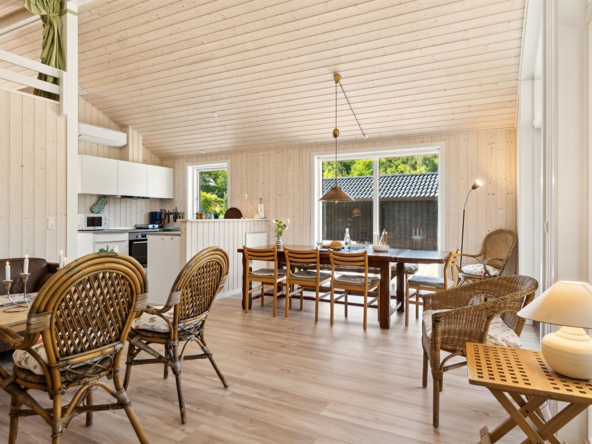 "Vojdan" - 600m from the sea-Inside