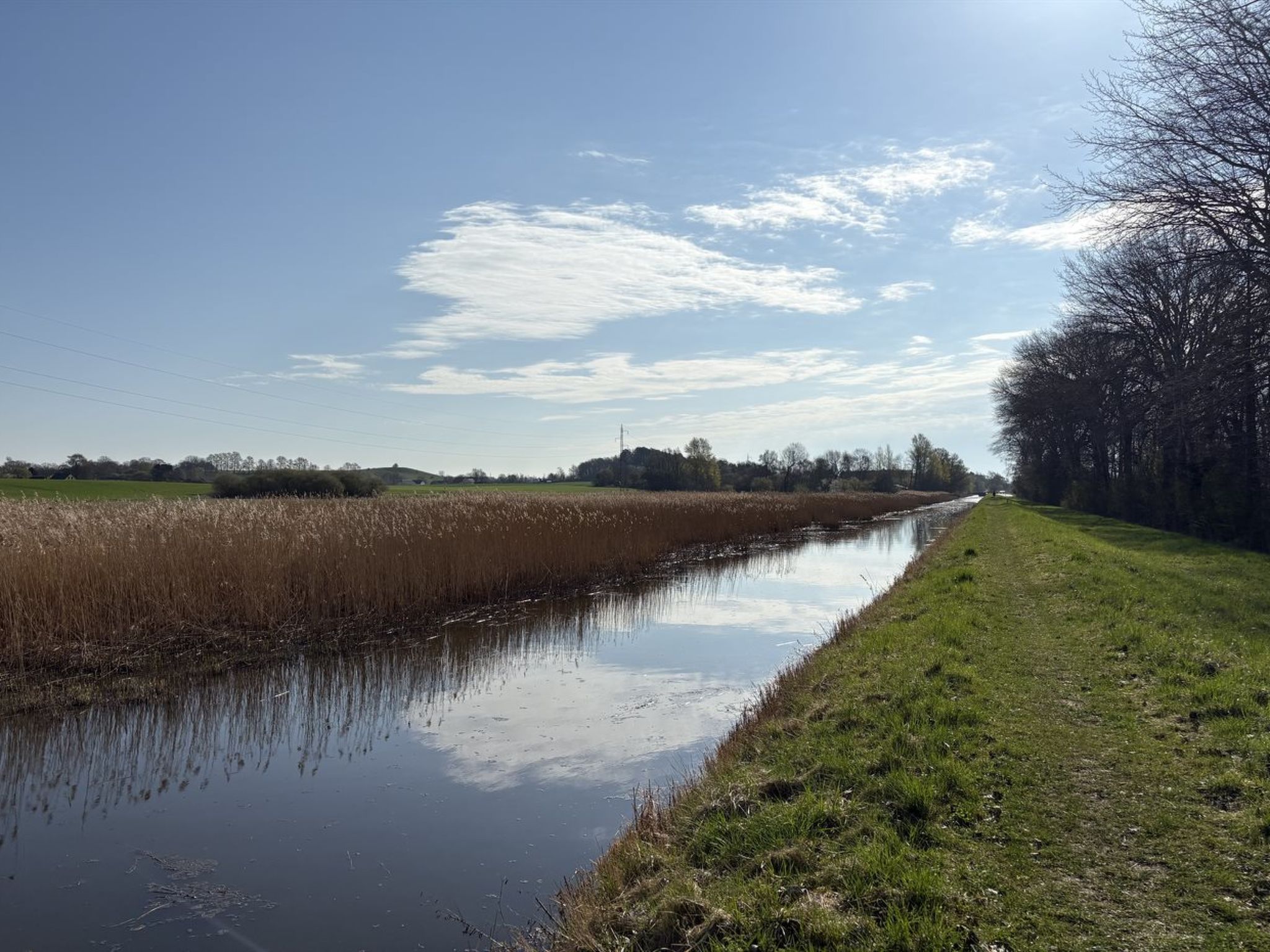 "Hotherus" -  from the sea - Buiten