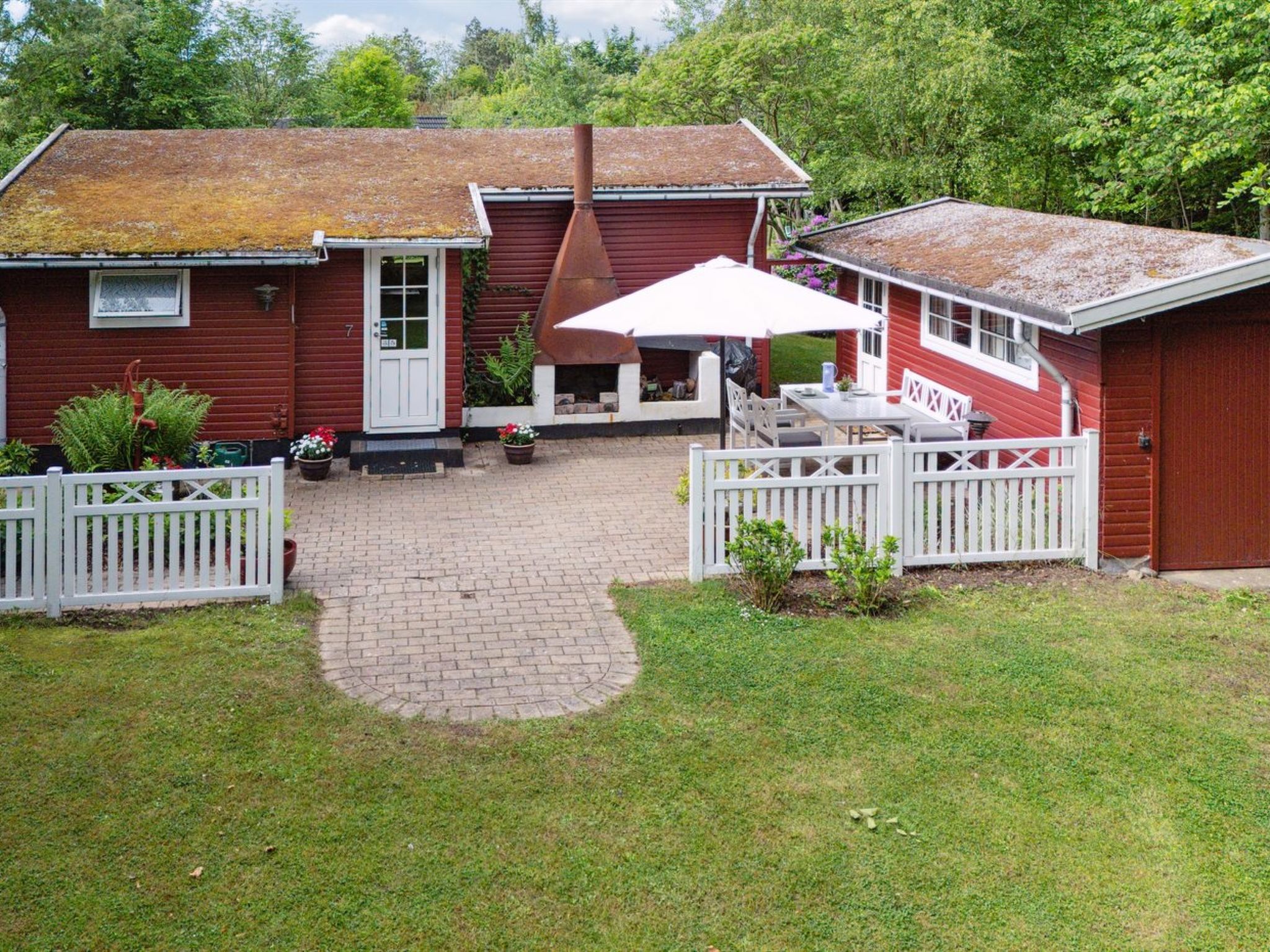 "Rahilka" - 700m from the sea - Buiten