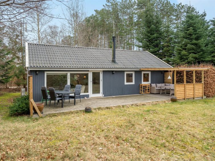 Search and Stay destination Vig, Denmark from . "Taito" - 1.1km from the sea in Sealand