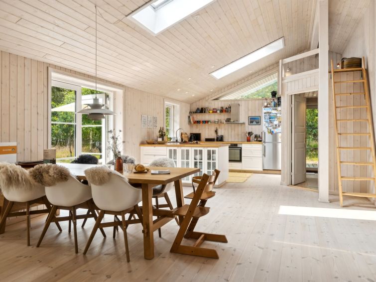 Search and Stay destination Vig, Denmark from . "Grethe" - 750m from the sea in Sealand
