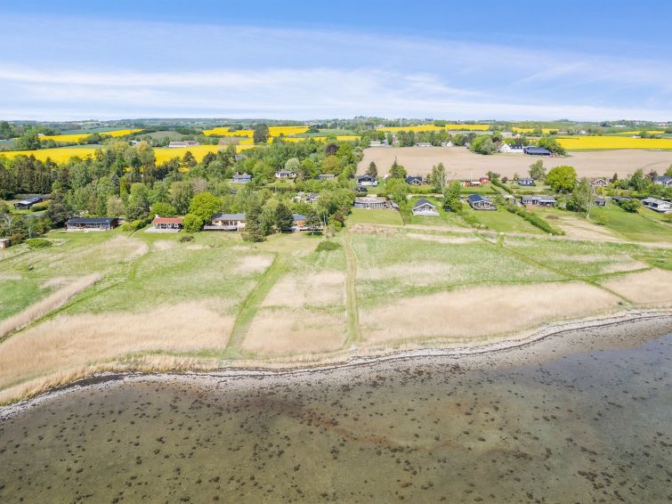 Search and Stay destination Vig, Denmark from . "Vemund" - 100m to the inlet in Sealand