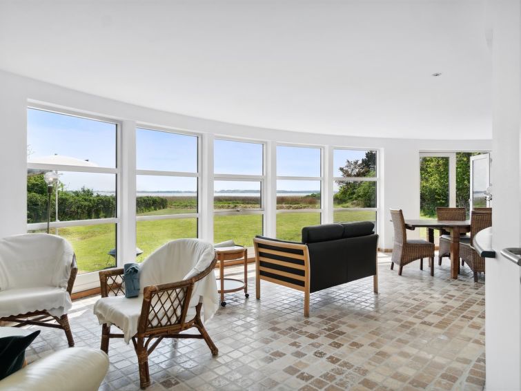 Search and Stay destination Vig, Denmark from . "Vemund" - 100m to the inlet in Sealand