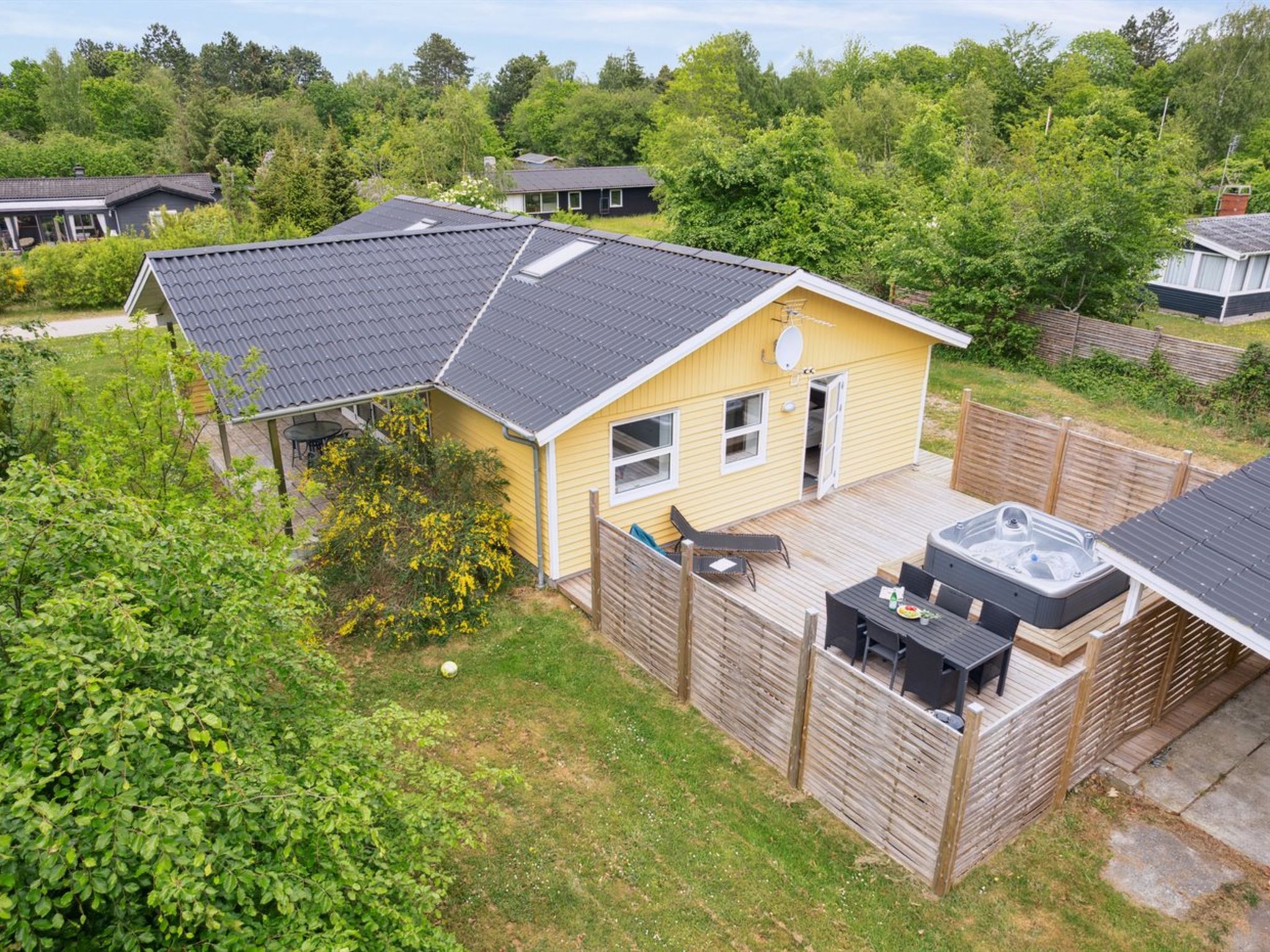 "Barth" - 950m from the sea - Buiten