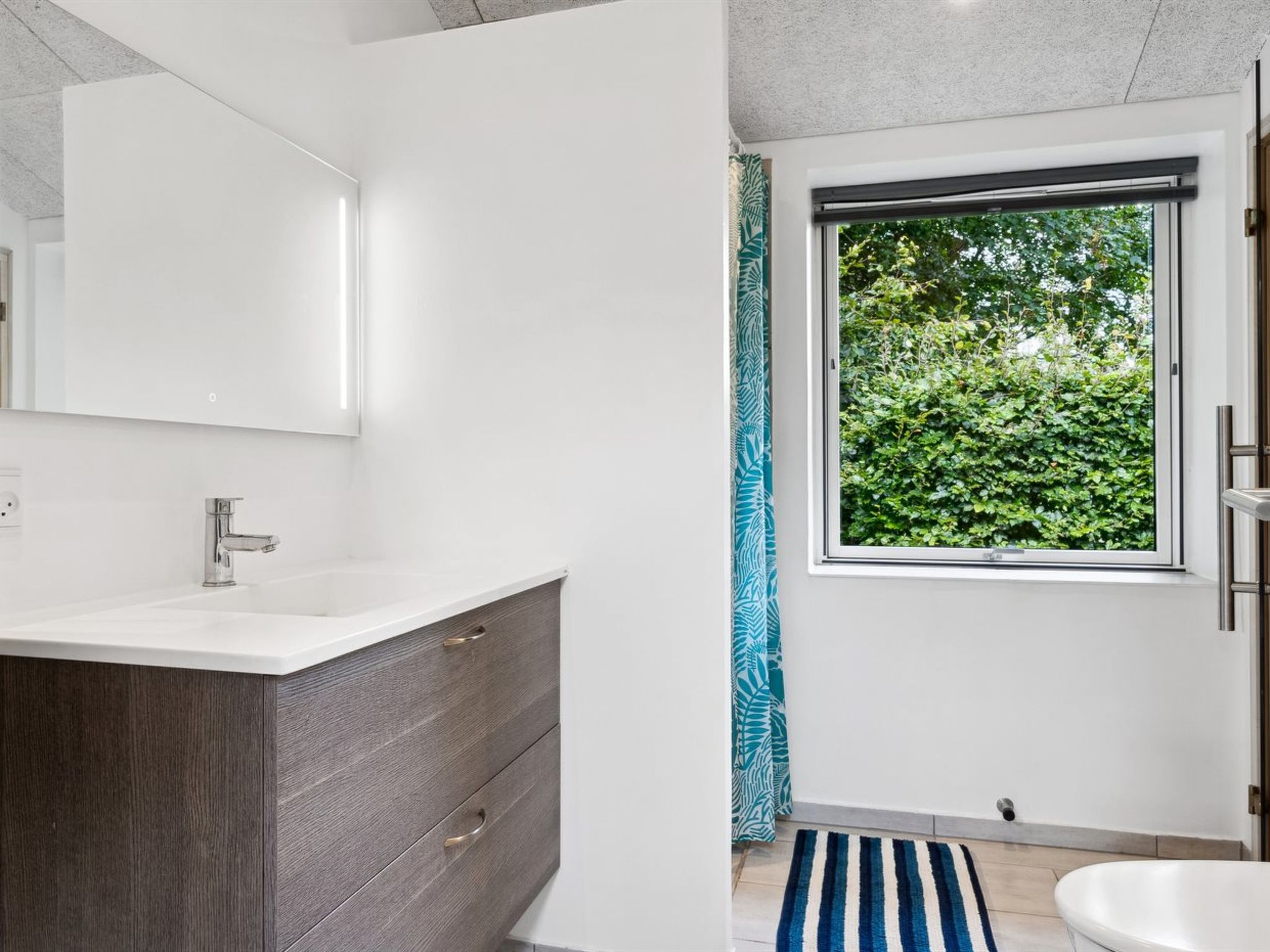 "Gisl" - 1.3km from the sea - Binnen