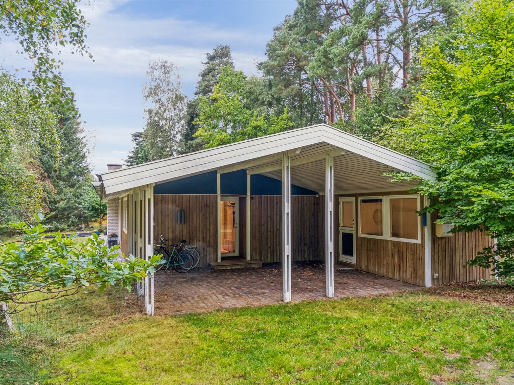 "Arto" - 1.2km from the sea - Buiten