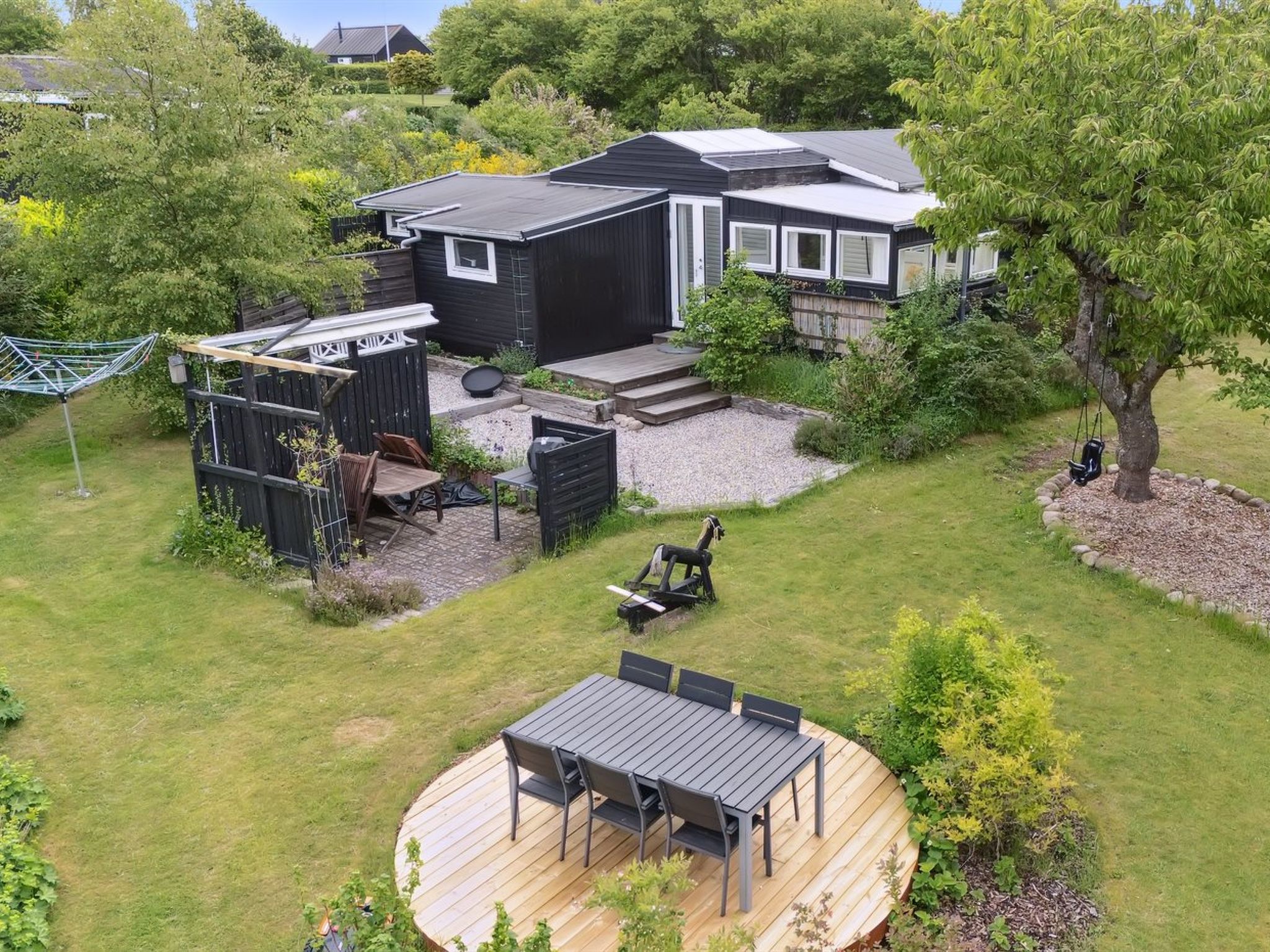 "Holmfridur" - 2km from the sea - Buiten