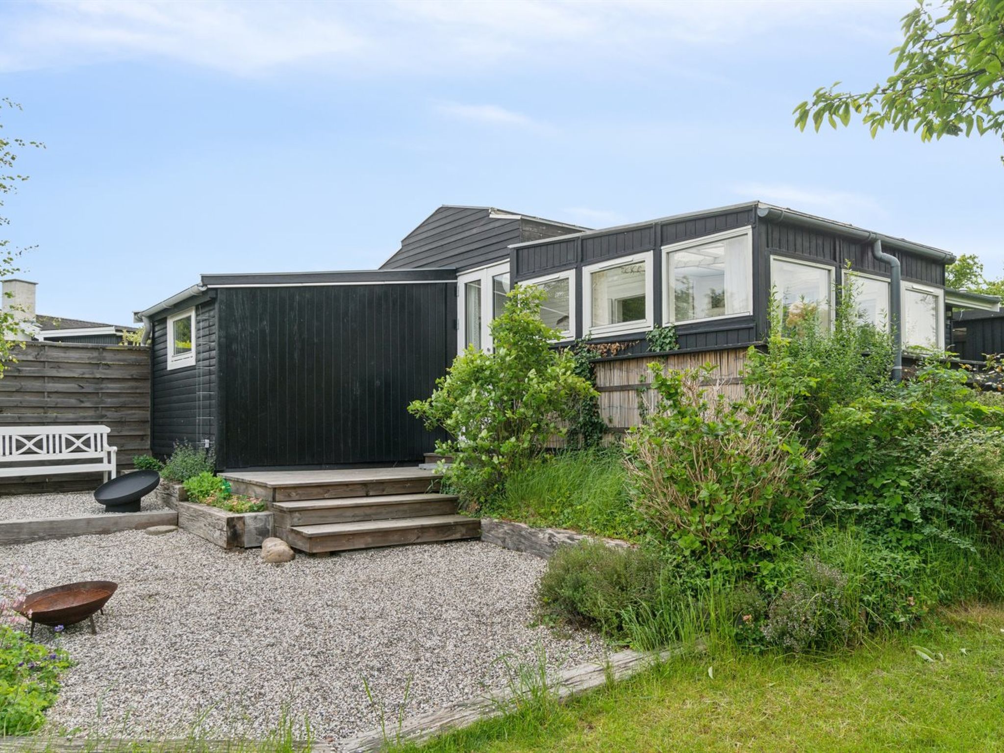 "Holmfridur" - 2km from the sea - Buiten