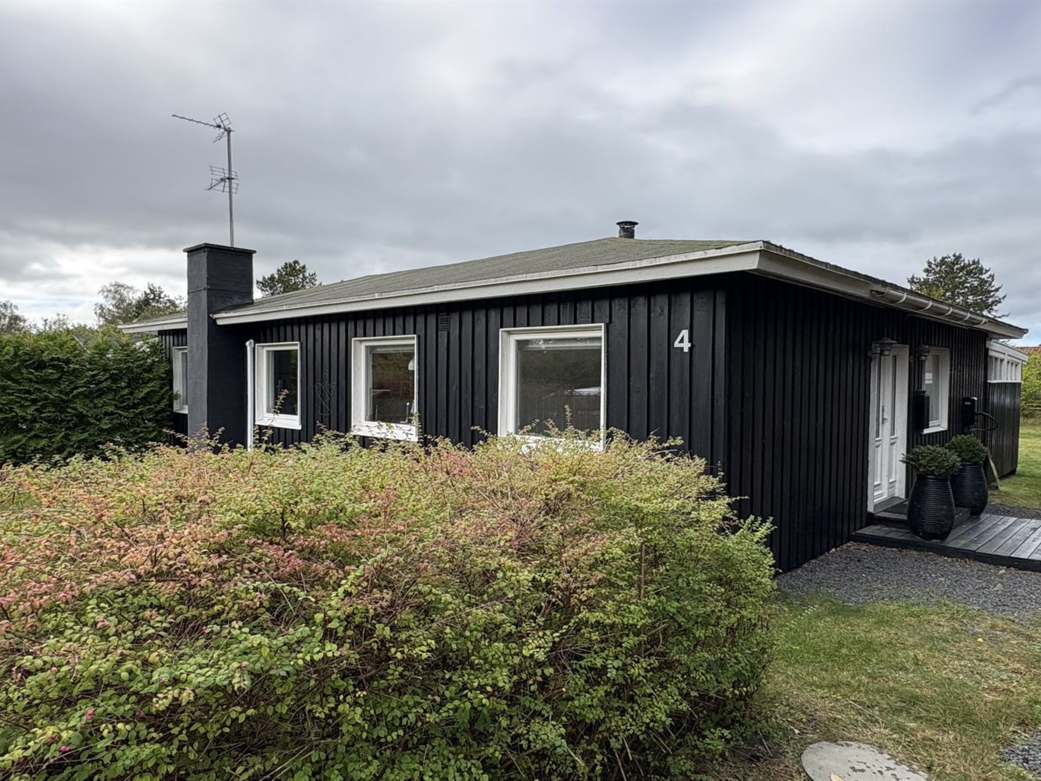 "Haralde" - 1.4km from the sea