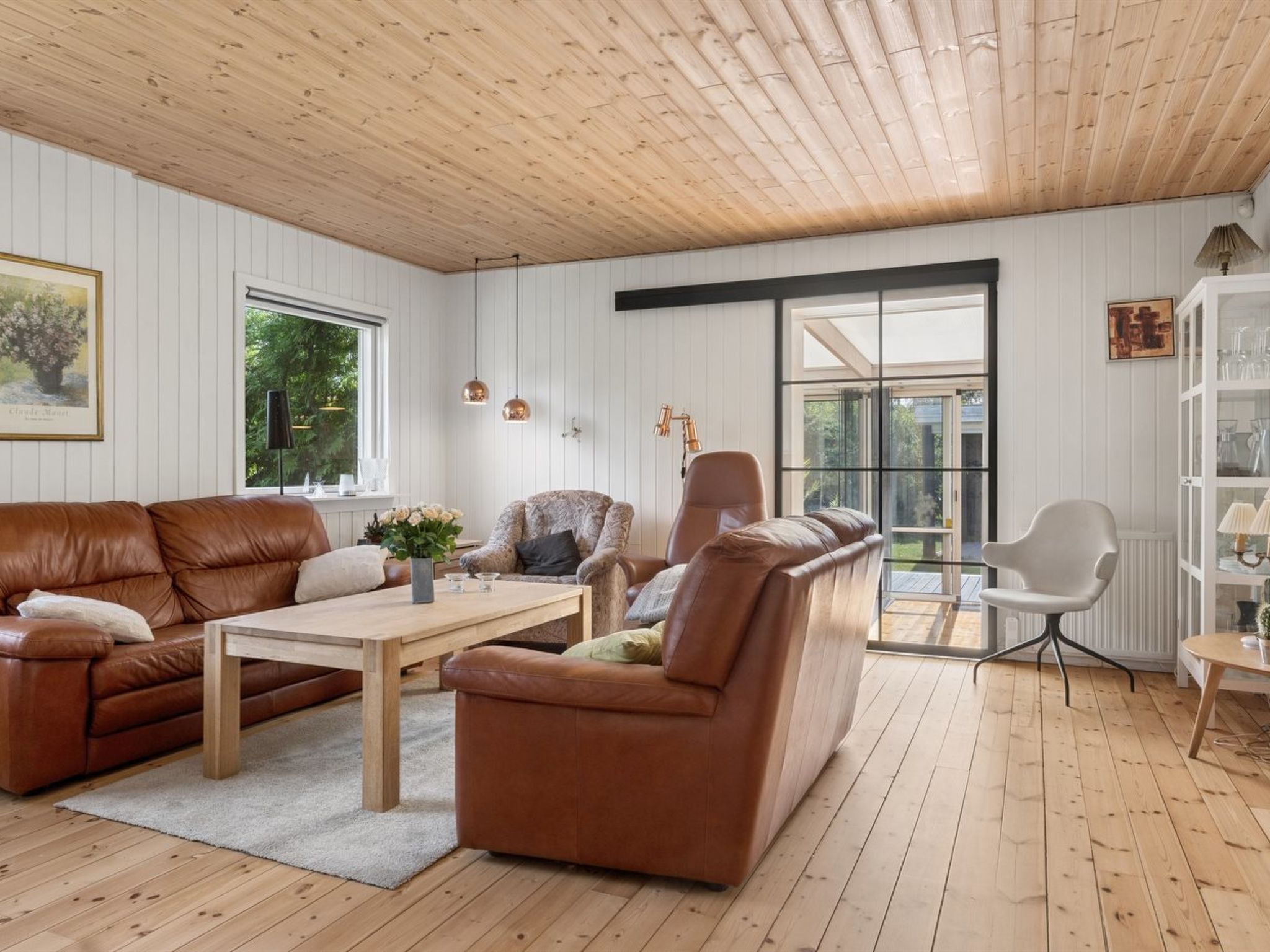 "Haralde" - 1.4km from the sea