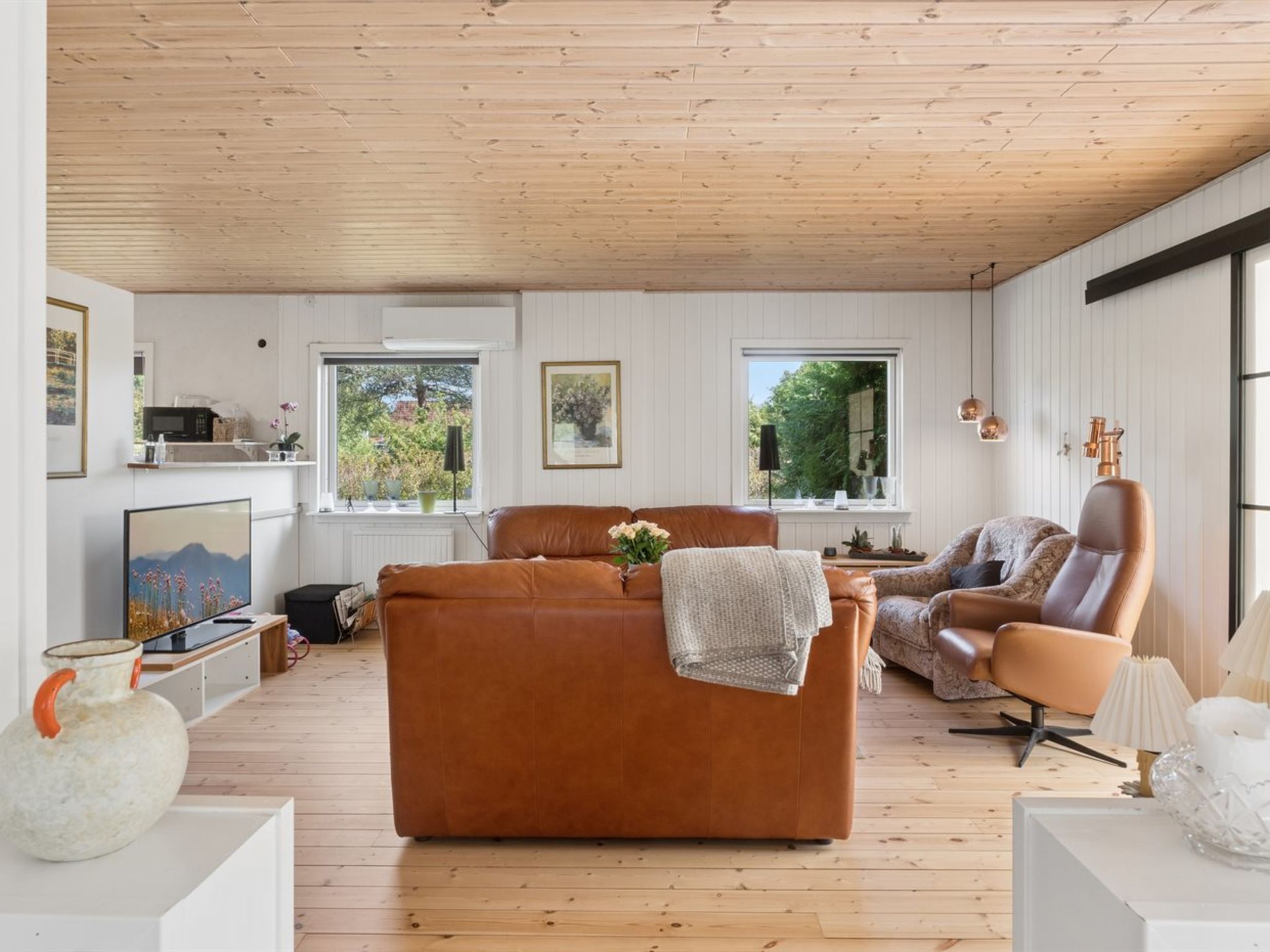"Haralde" - 1.4km from the sea - Binnen